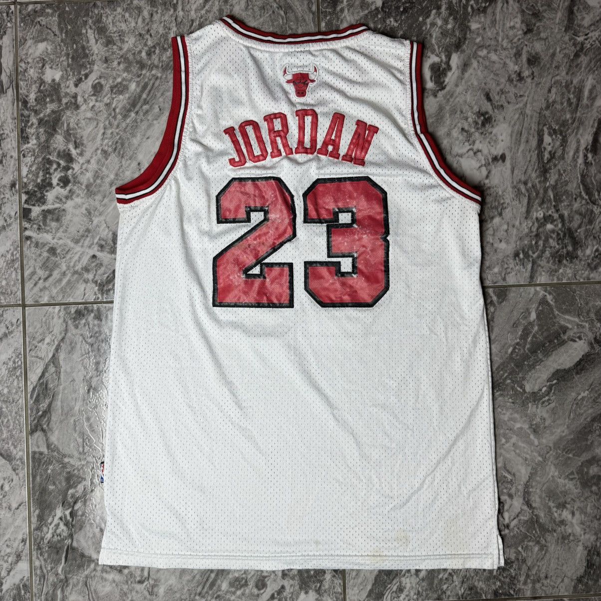 Y2K Michael Jordan Nike Swingman 2024 Bulls jersey size XL