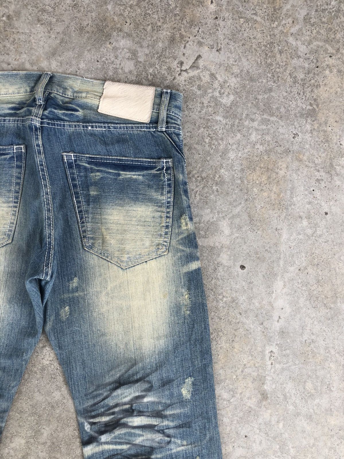Who Decides War Japanese Urban Craft Distressed Jeans Size US 31 - 10 Thumbnail