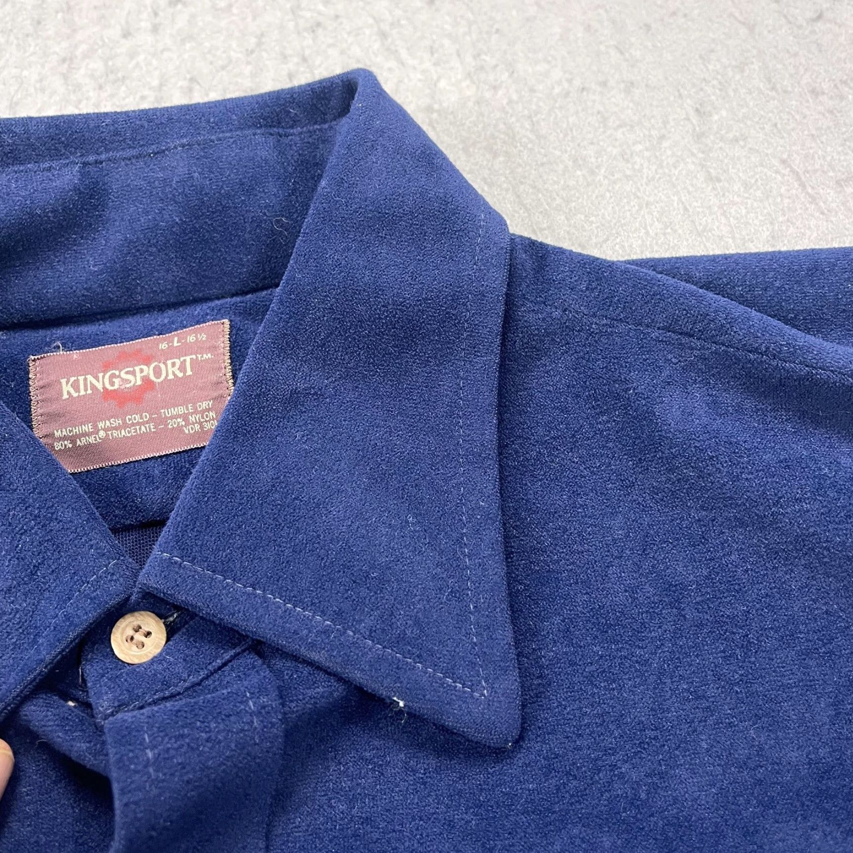 Vintage VINTAGE Kingsport Shirt Mens L Blue Knit Arnel Nylon Button 70s Size US L / EU 52-54 / 3 - 5 Thumbnail