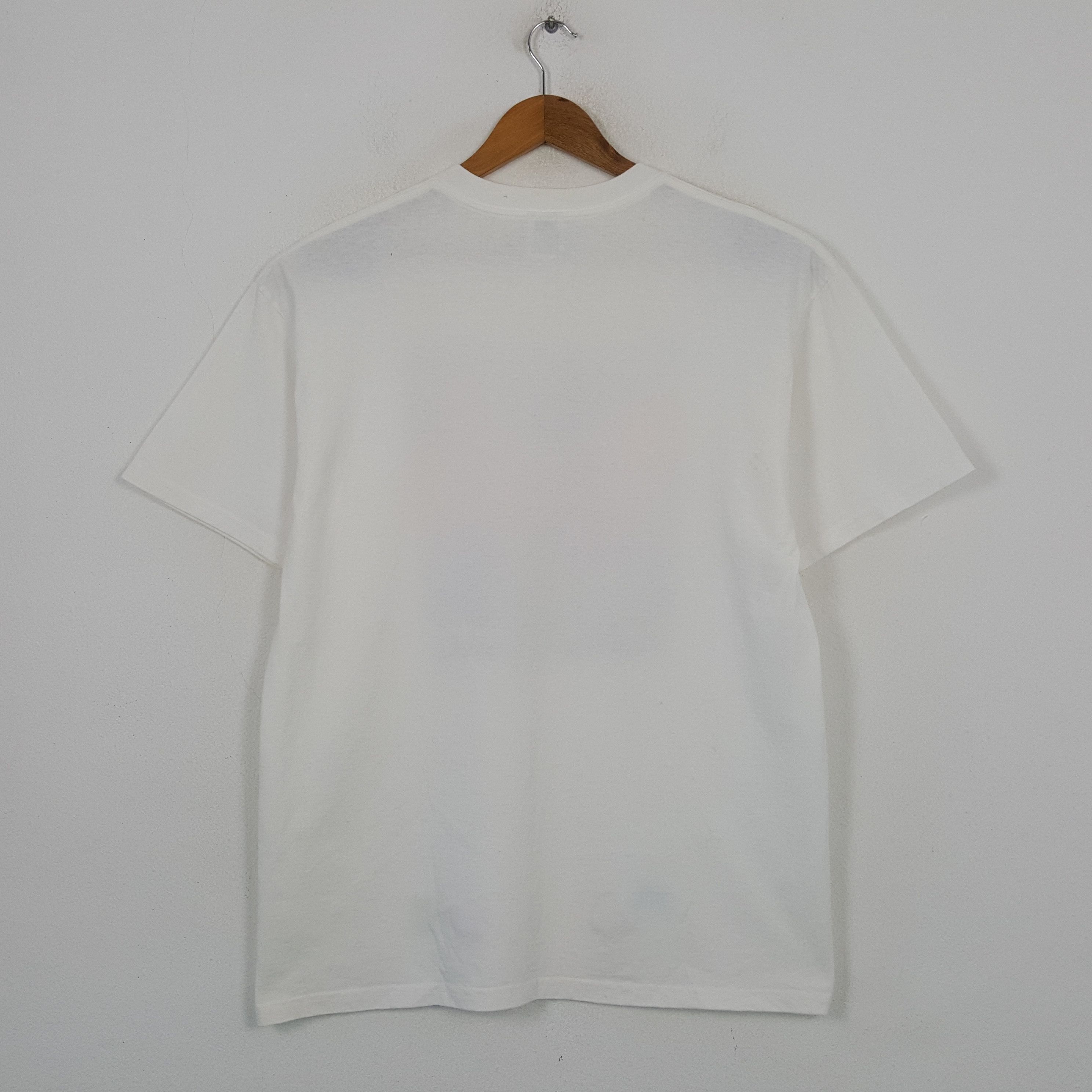 Other Vintage Marthas Vineyard by Big Hed Art Style T-shirt RR3 Size US L / EU 52-54 / 3 - 3 Thumbnail