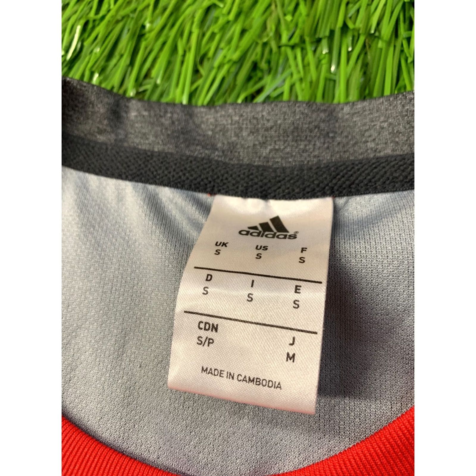 Adidas ADIDAS PERFORMANCE RUNNING 2015 ORIGINAL MEN SHIRT JERSEY SIZE S SMALL RED AND GRAY Size US S / EU 44-46 / 1 - 5 Thumbnail