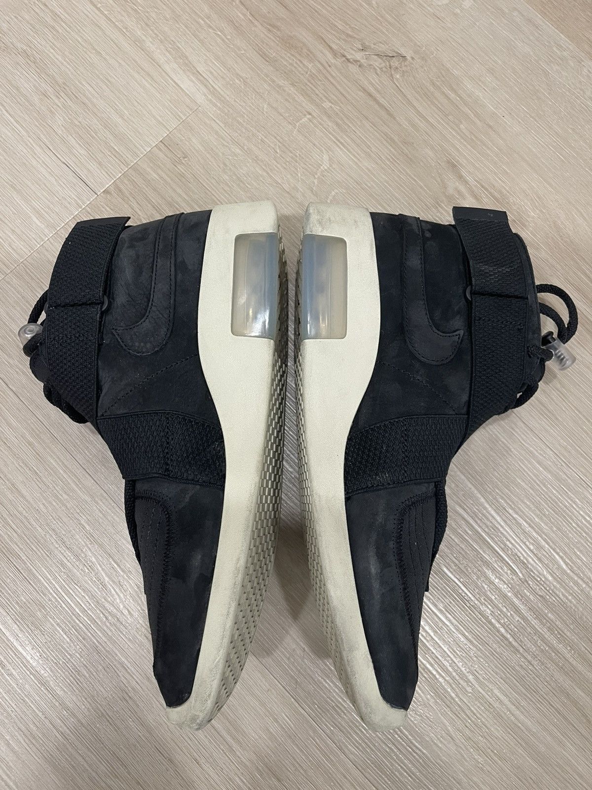 Fear of God × Nike Nike x Fear of God Raid Size US 9 / EU 42 - 5 Thumbnail