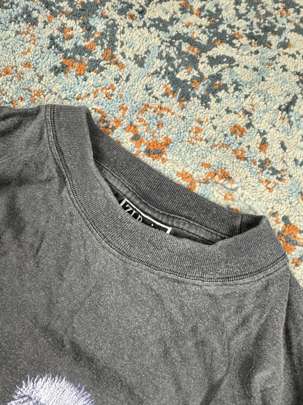 Vintage Vintage 90s native american indian graphic tee faded washed Size US L / EU 52-54 / 3 - 5 Thumbnail