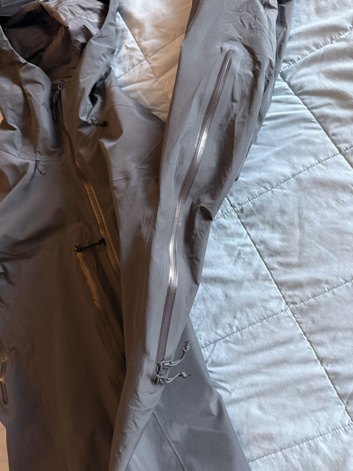 Arc'teryx Arc'teryx Men’s Grey Alpha AR Jacket Gore-Tex Size US M / EU 48-50 / 2 - 10 Thumbnail