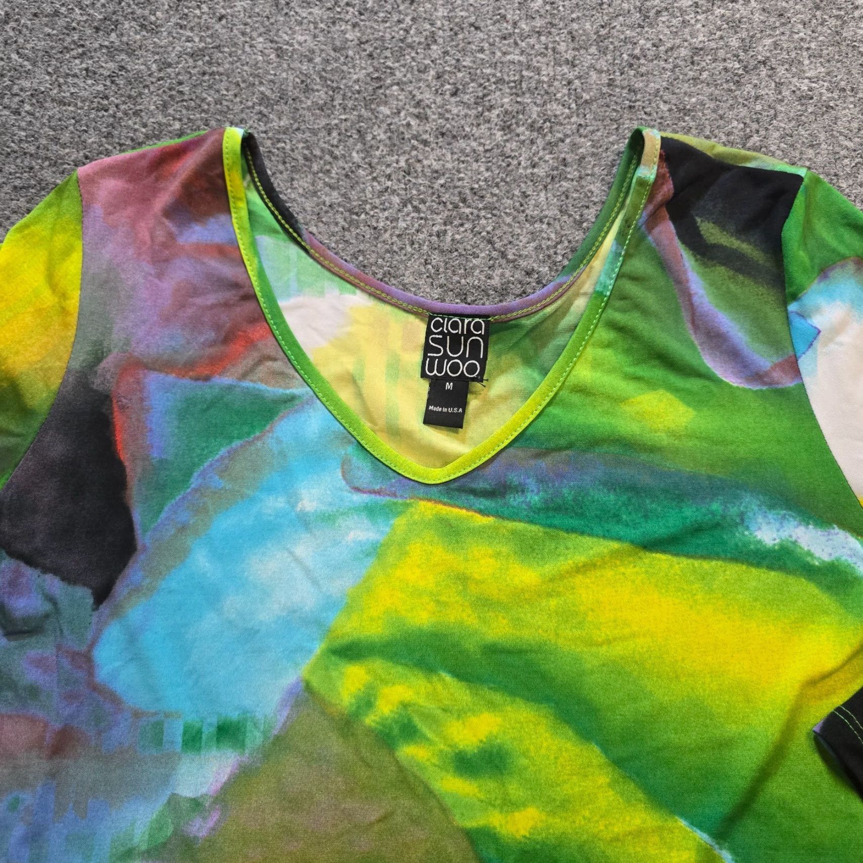 Vintage Clara Sun Woo Top Women Medium Green Stretch Tunic V Neck Abstract Art Casual Shirt Blouse Knit Geometric 3/4 Sleeve Pullover Size M / US 6-8 / IT 42-44 - 2 Thumbnail