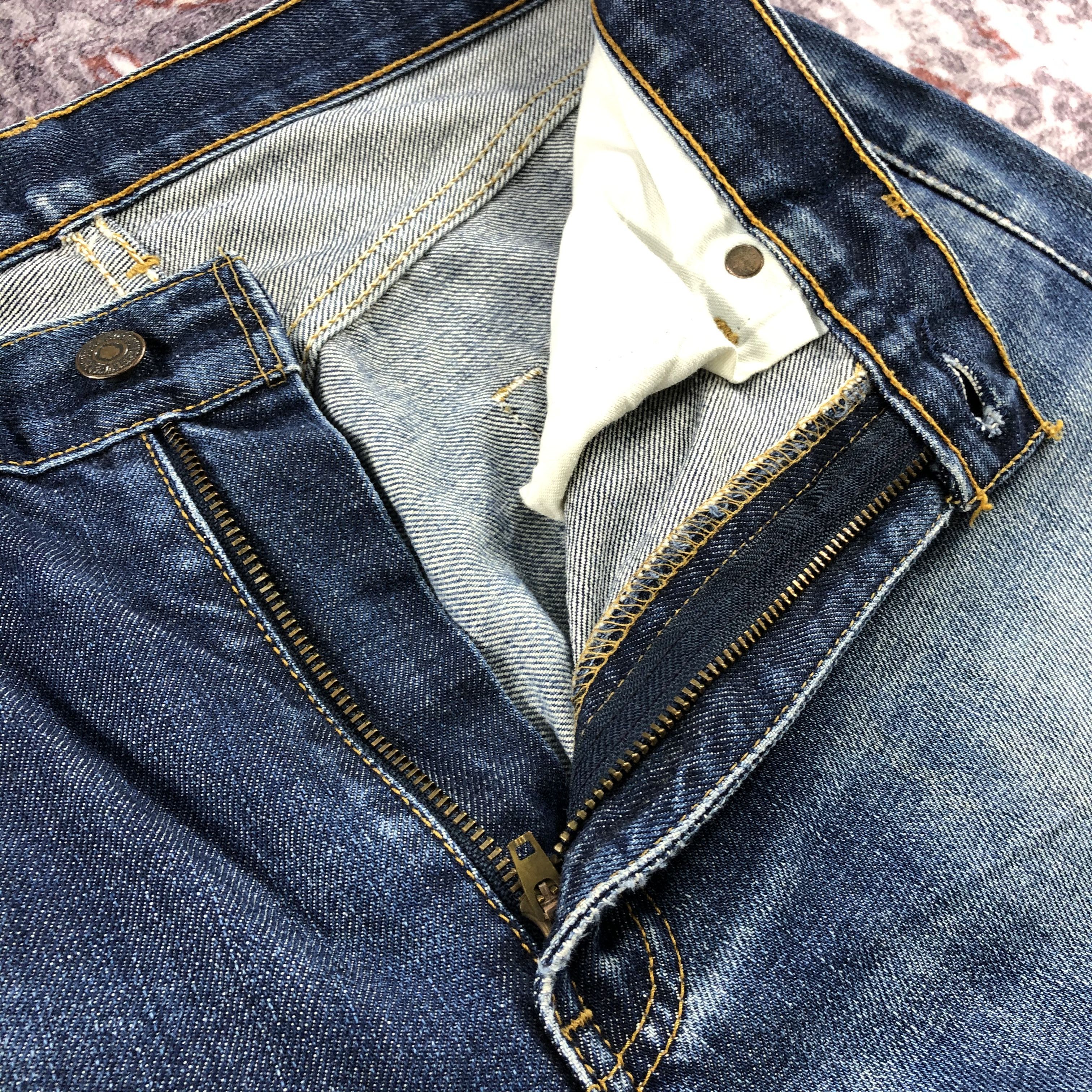 Levi's × Vintage Vintage 90s Blue Wash Levis 512 Jeans-JM2285 Size US 32 / EU 48 - 10 Thumbnail