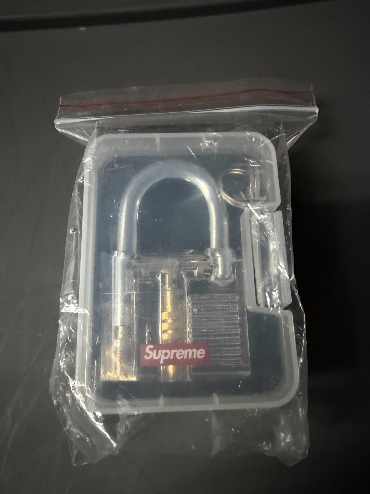 Other Supreme Clear Transparent lock SS20 Size ONE SIZE - 1 Thumbnail