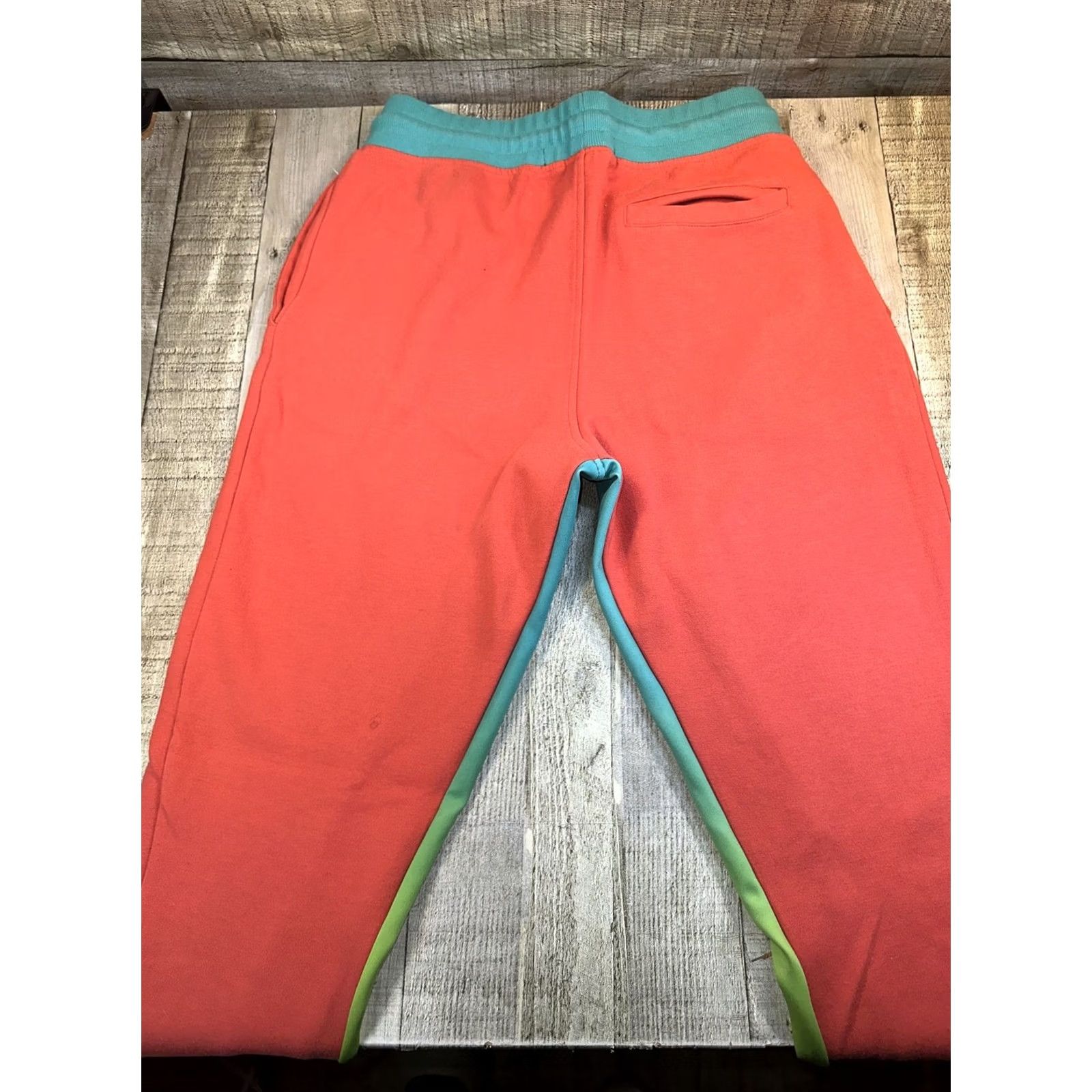 Vintage VINTAGE? None. (But per rules, do not add). Sorry. Size US 31 - 2 Thumbnail