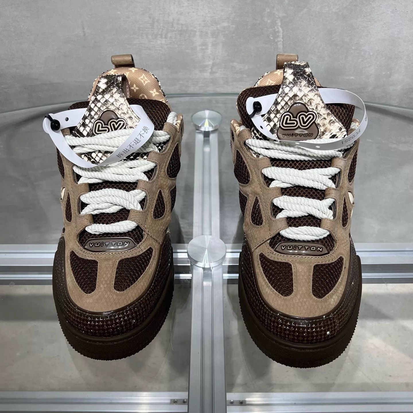 Louis Vuitton LV Skate Snake Brown Skate Shoes UK7 (41) New With Box Size US 8 / EU 41 - 1 Thumbnail