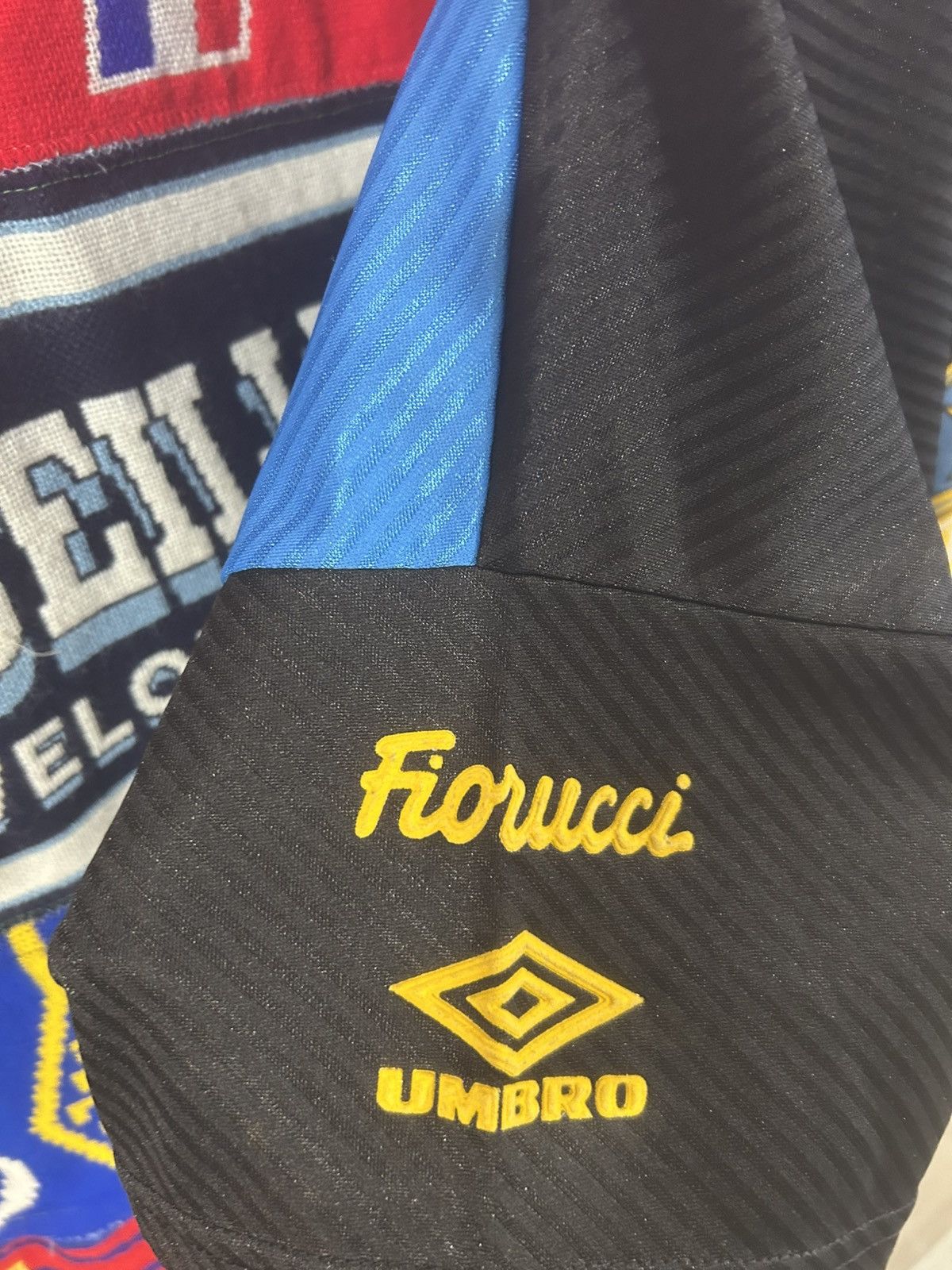 Umbro Rare Inter Training shirt 1992-1993 Size US L / EU 52-54 / 3 - 4 Thumbnail