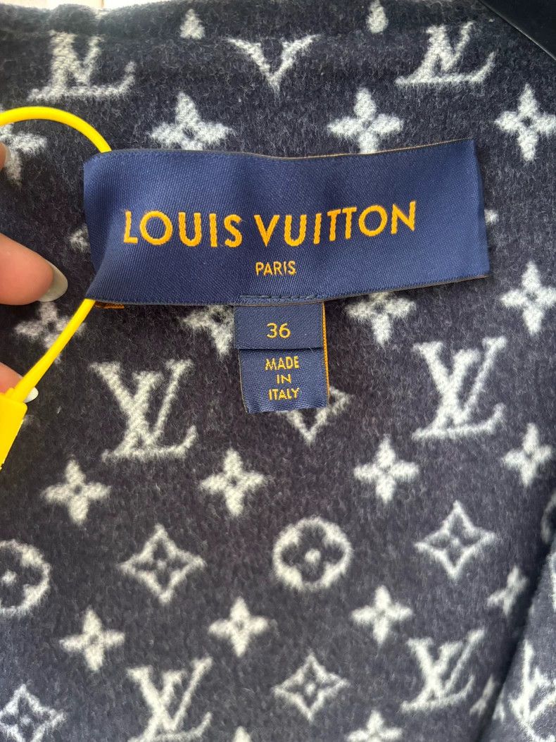 Louis Vuitton Louis Vuitton Hooded wool reversible parka Size XS / US 0-2 / IT 36-38 - 4 Thumbnail