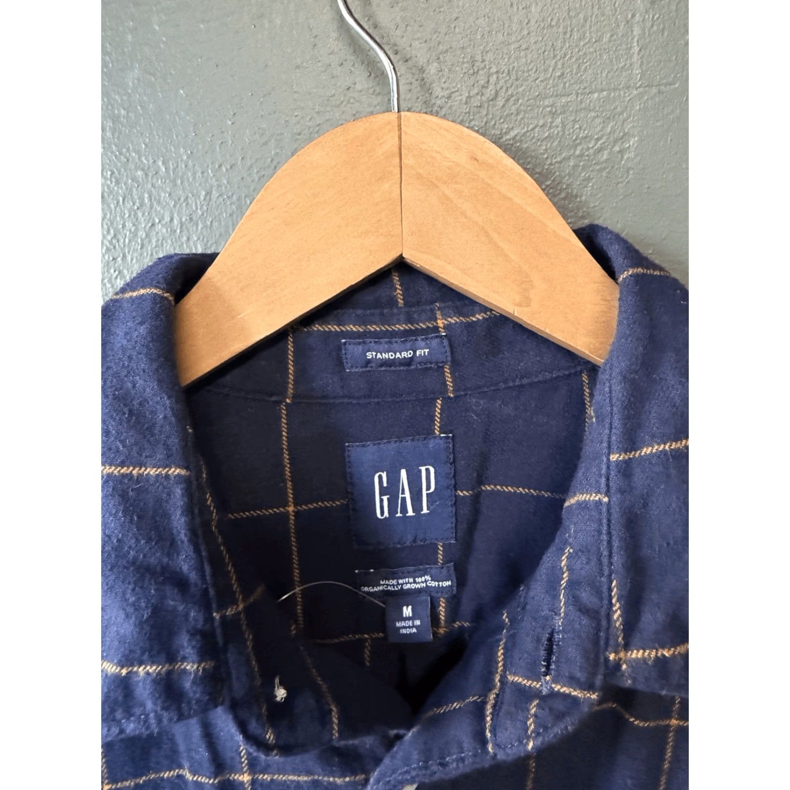 Gap Gap Button-Up Shirt Mens Blue Long Sleeve Plaid Flannel Size M Regular Fit Size US M / EU 48-50 / 2 - 3 Thumbnail
