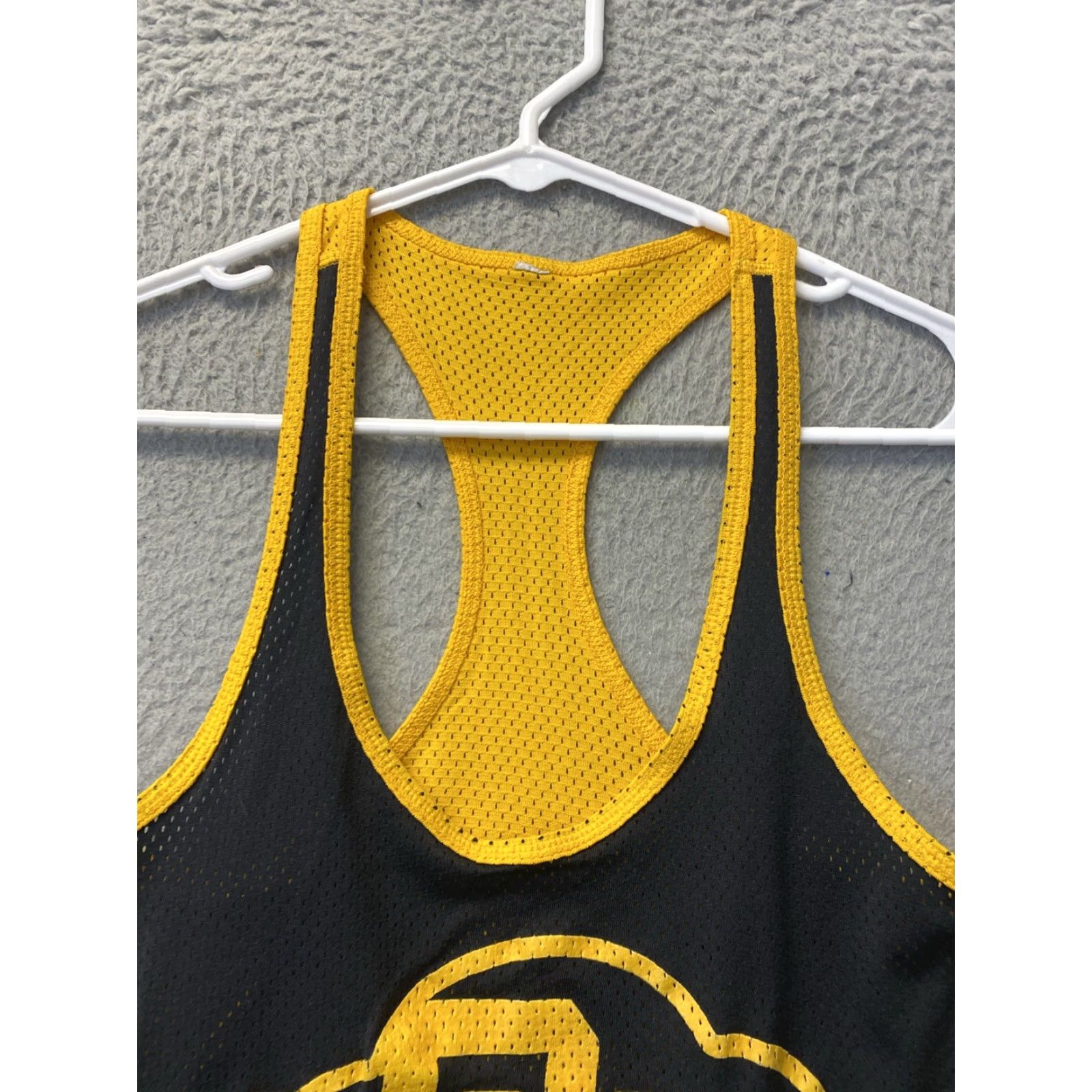 Under Armour Under Armour HeatGear Tank Top Shirt S Women's Colorado CU Racerback Pullover Sleeveless Multicolor Solid Logo Breathable Lightweight Athletic Shirt Size S / US 4 / IT 40 - 5 Thumbnail