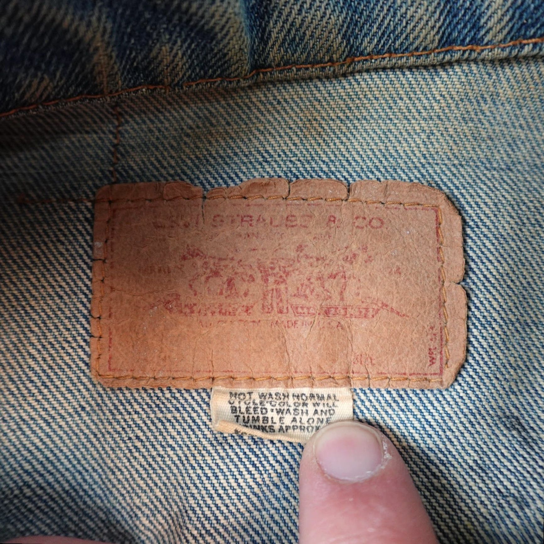 Levi's VINTAGE Levi's Trucker Jacket Mens Medium Blue Denim Band Patches 70s Metal Rock Punk 80s Concert Casual Mens Size US M / EU 48-50 / 2 - 7 Thumbnail
