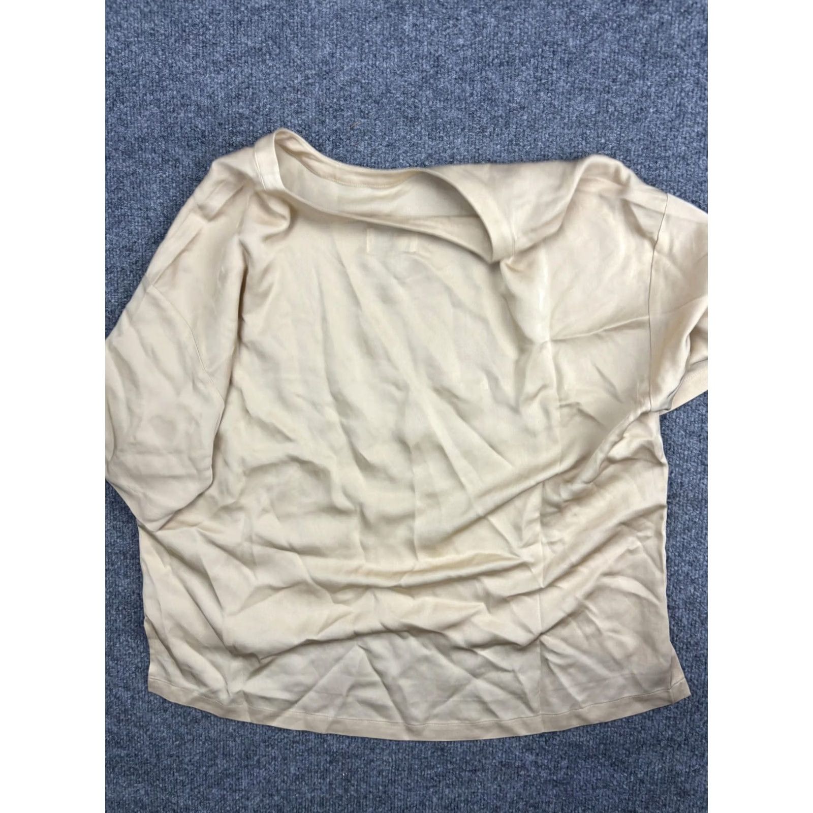 Vintage LITA by Ciara Shirt Womens Small Beige Silk Satin Crew Neck Basic Top Size S / US 4 / IT 40 - 6 Thumbnail
