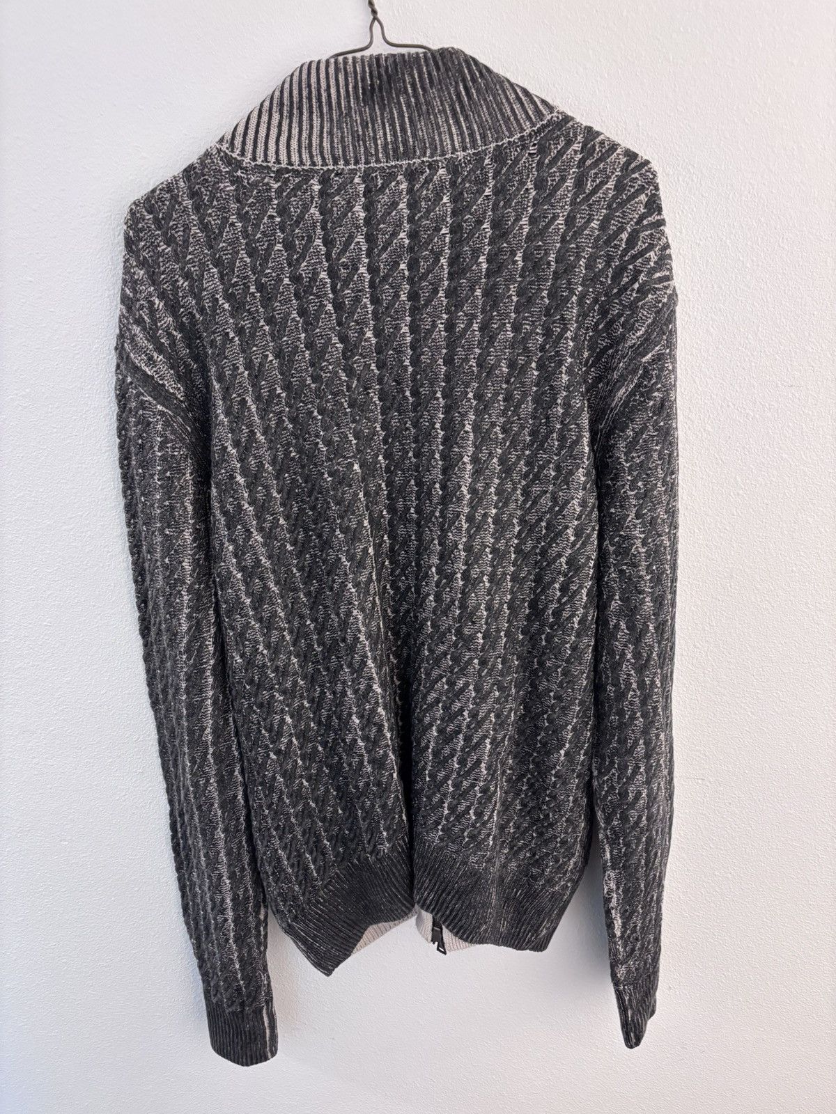 John Varvatos John Varvatos Men’s foil cable knit zipper cardigan sweater Size US L / EU 52-54 / 3 - 3 Thumbnail