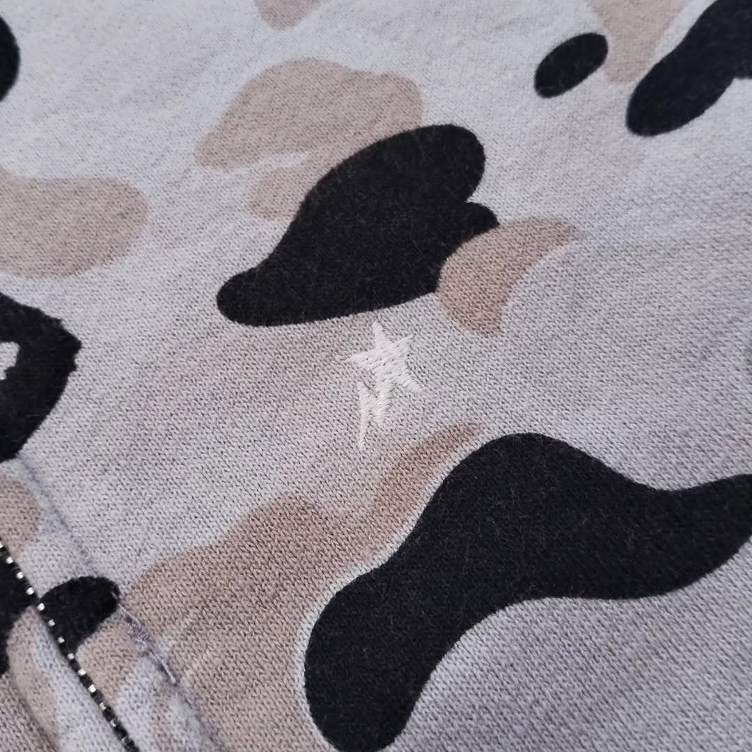 Bape 2010 BAPE STA Aoyama Camo Full Zip Hoodie Size US XL / EU 56 / 4 - 3 Thumbnail