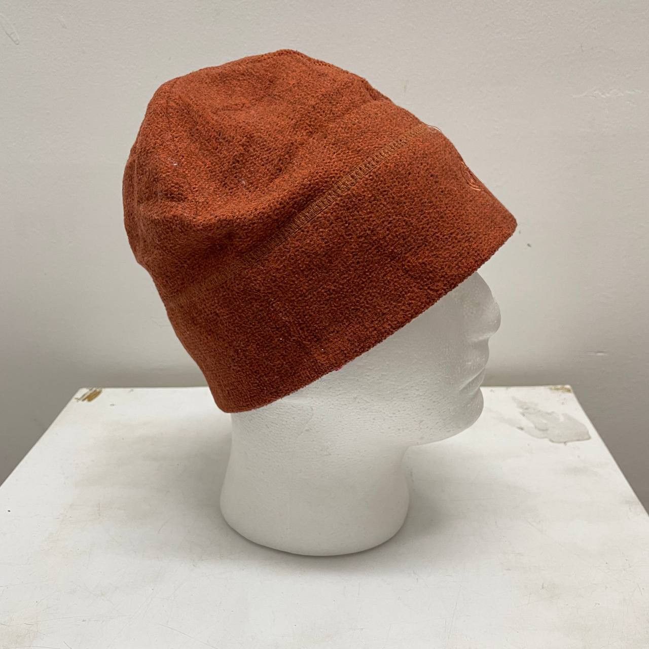 Old Navy ⭐️SALE⭐️ OLD NAVY BEANIE SNOW CAP Size ONE SIZE - 4 Thumbnail