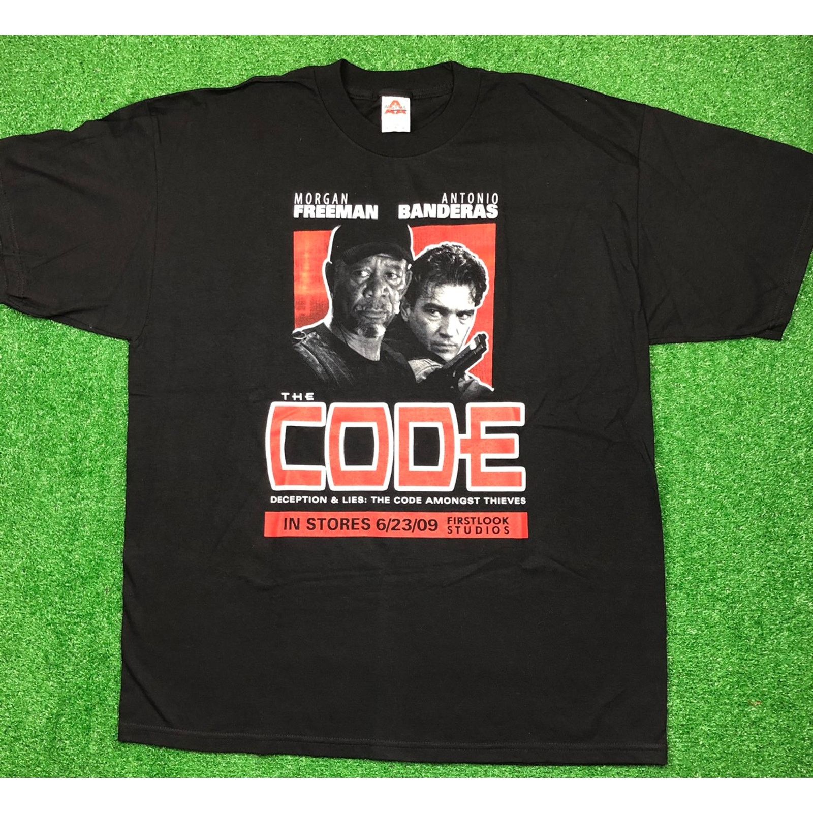 Vintage Vintage The Code Movie Promo Shirt Morgan Freeman Banderas Size US XL / EU 56 / 4 - 1 Thumbnail