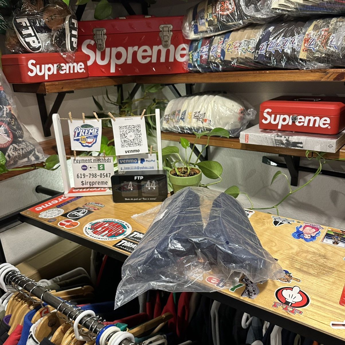 Fuck The Population Ftp bear slippers (navy) 11m Size US 11 / EU 44 - 2 Thumbnail