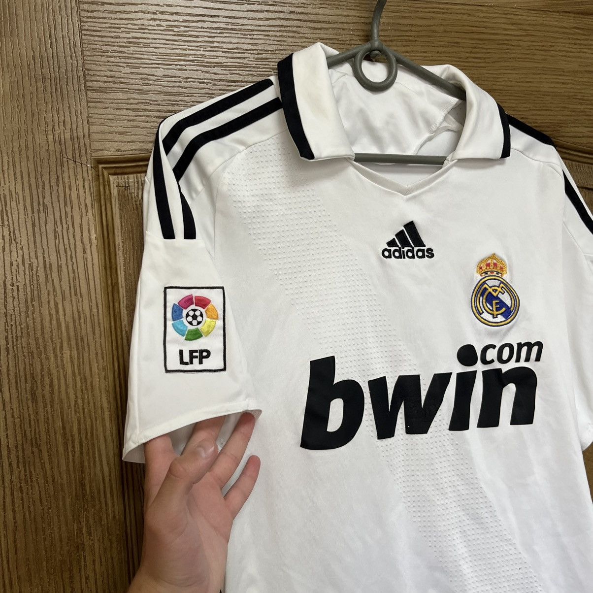 Adidas Real Madrid Adidas 2008 2009 Home Football Jersey Size US M / EU 48-50 / 2 - 4 Thumbnail