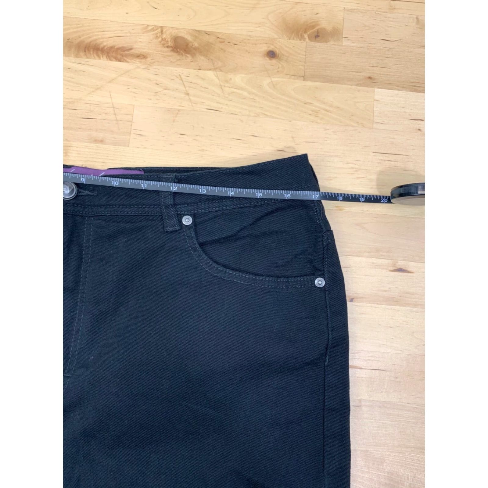 Gloria Vanderbilt Gloria Vanderbilt Amanda Jeans Womens 14 Black Denim Straight Regular Rise High 29.5in Belt Loops Pockets Zip Button Size 36" / US 14 / IT 50 - 6 Thumbnail