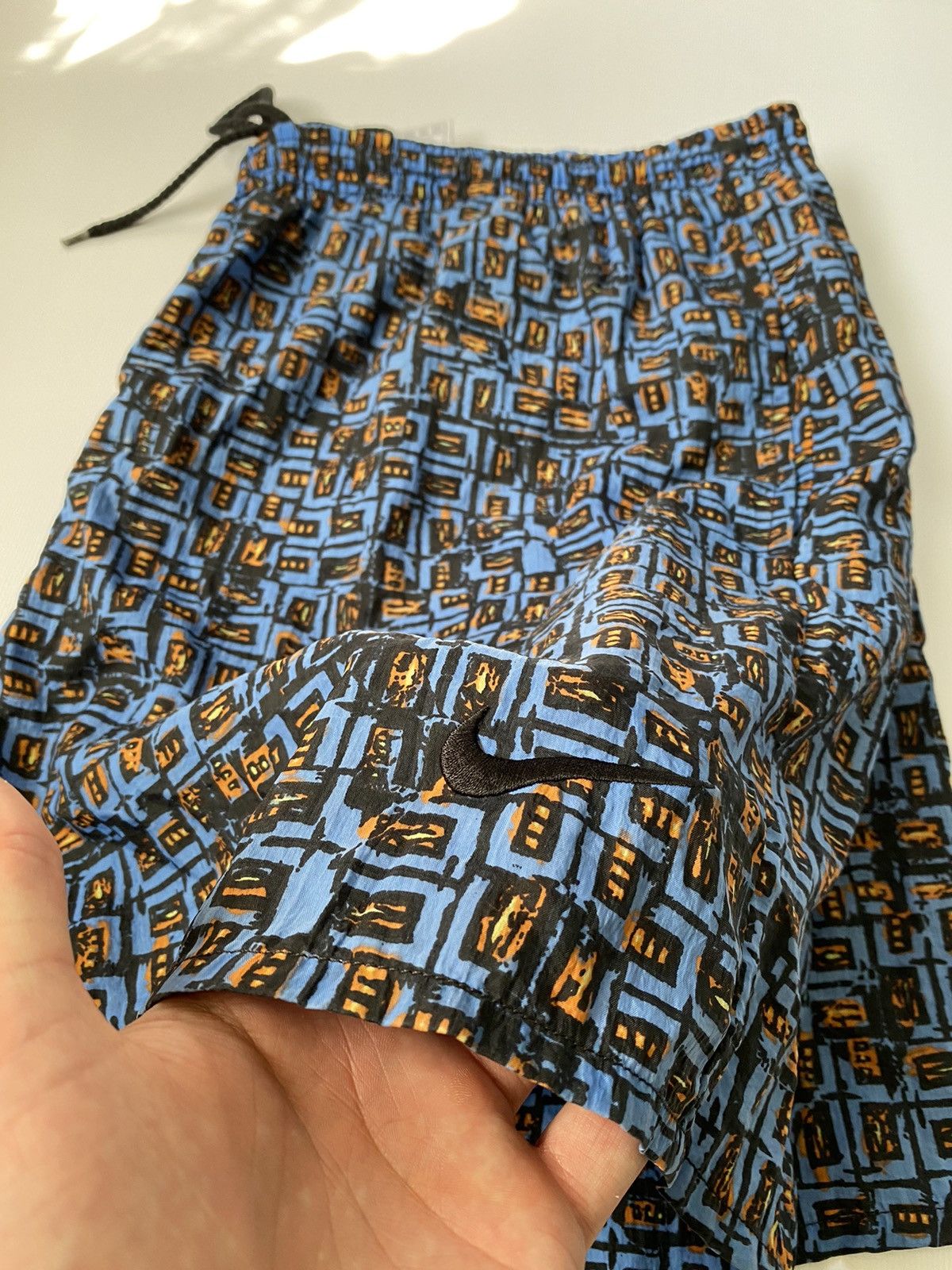 Nike Vintage Nike shorts streetwear swoosh casual y2k size XL Size US 39 - 1 Thumbnail