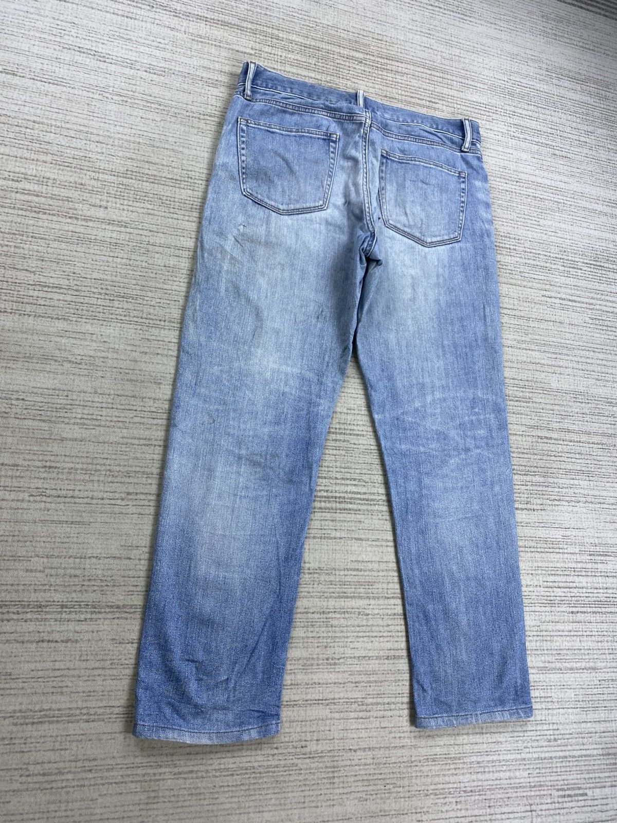 Japanese Brand × Uniqlo × Vintage Vintage Uniqlo Wash Blue Denim Pants Size US 36 / EU 52 - 5 Thumbnail