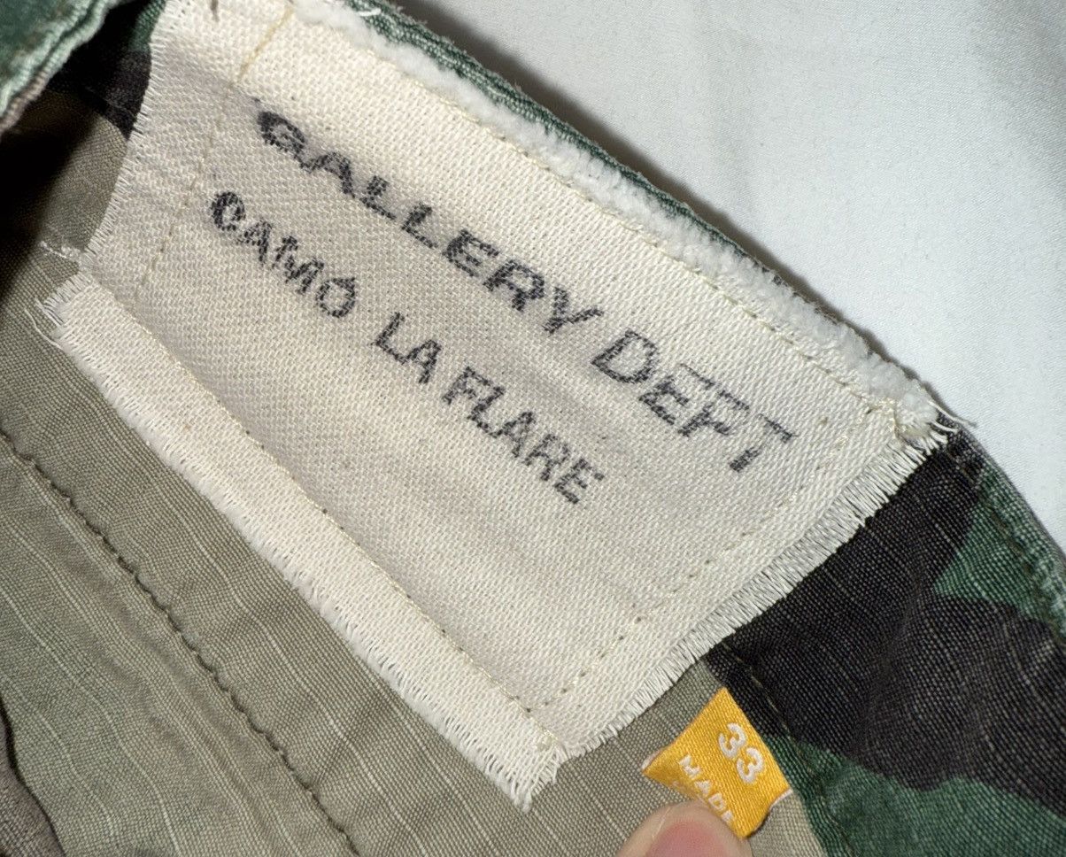 Gallery Dept. Gallery Dept. Flare Camo Cargo Pants Size US 33 - 3 Thumbnail