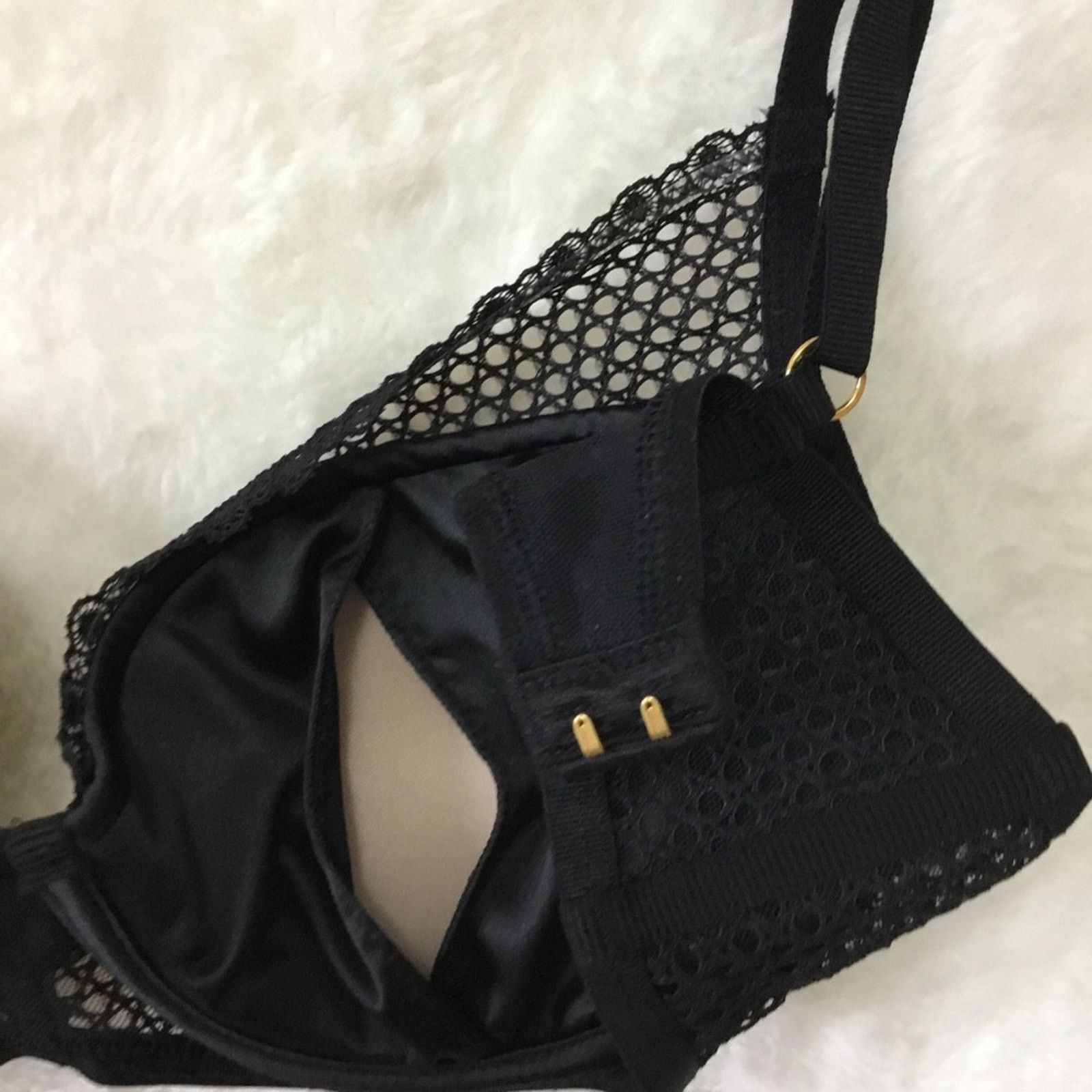 Victoria's Secret Victoria's Secret Black Fishnet Lace Push-Up Bra Size ONE SIZE - 6 Thumbnail