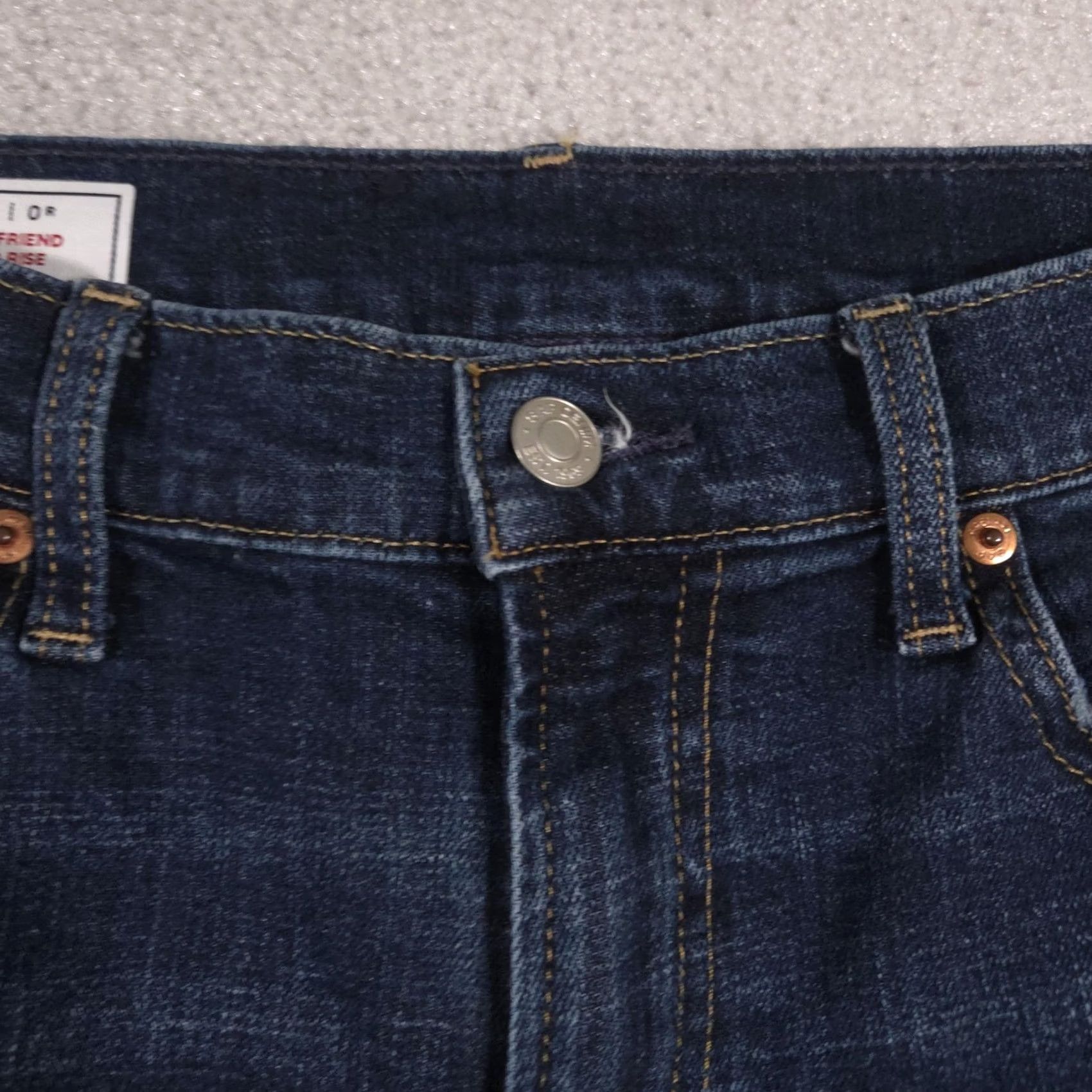 Gap Gap Girlfriend Jeans Womens 0 Blue Mid Rise Relaxed Straight Medium Wash Denim Jeans Mens Girls not applicable Size 25" / US 0 / IT 36 - 5 Thumbnail