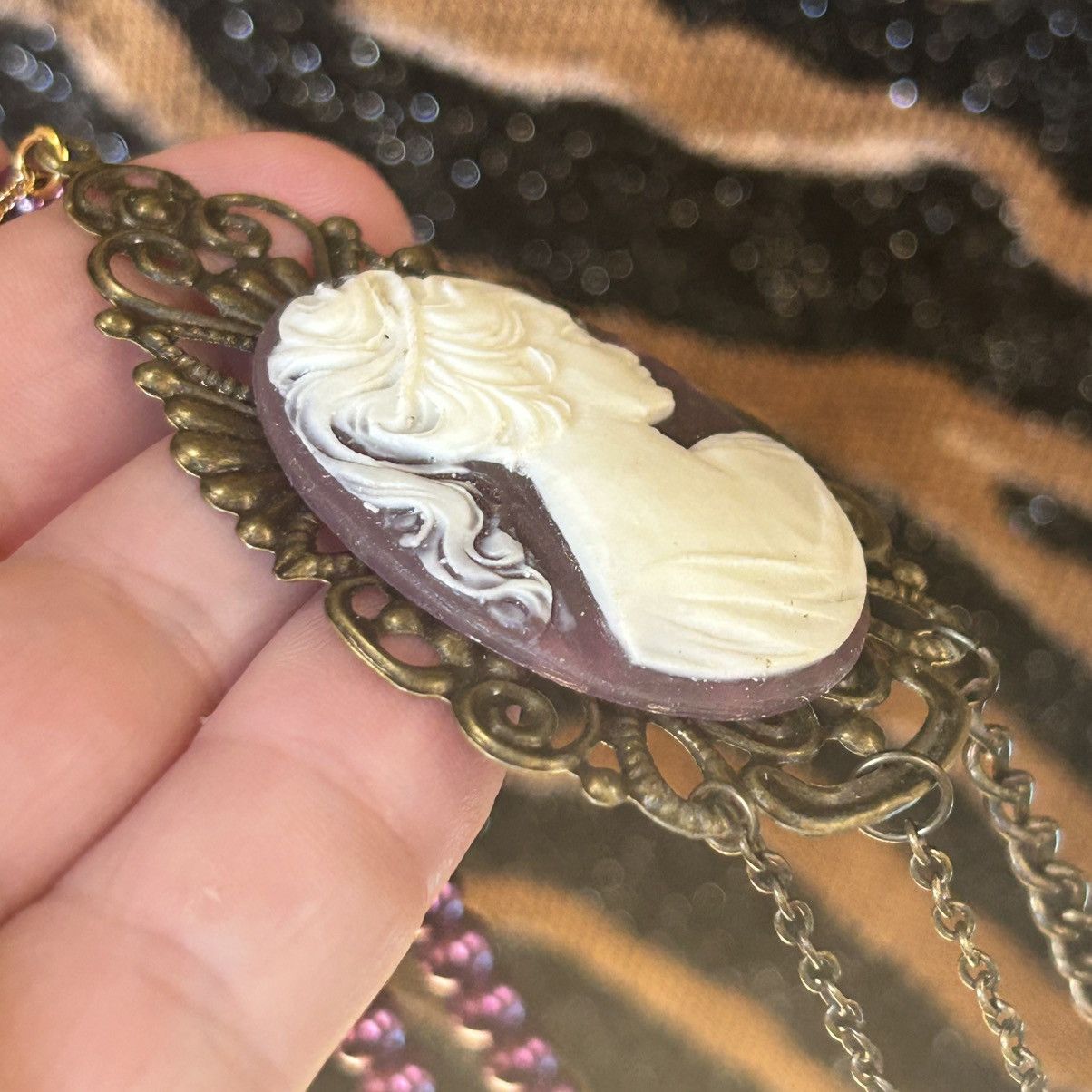 Handmade Handcrafted Victorian lady cameo brass filigree necklace Size ONE SIZE - 6 Thumbnail