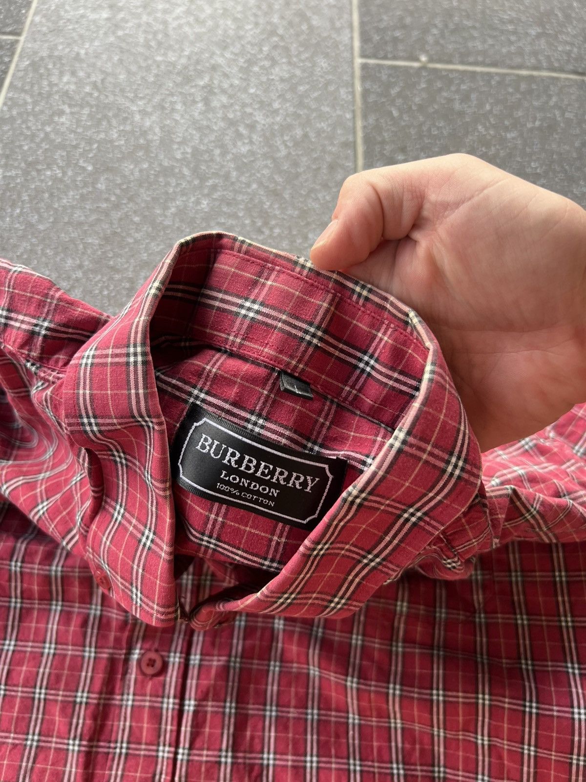 Burberry Burberry's Vintage Checkered Red L Shirt Small Size US L / EU 52-54 / 3 - 7 Thumbnail
