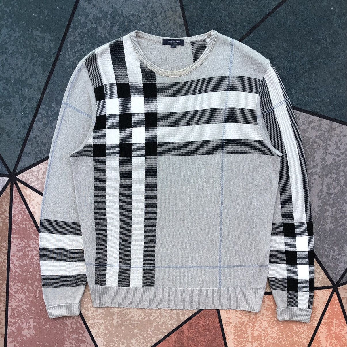 image of Burberry London Mens Checkered Knitted Sweater in Grey (Size Medium)