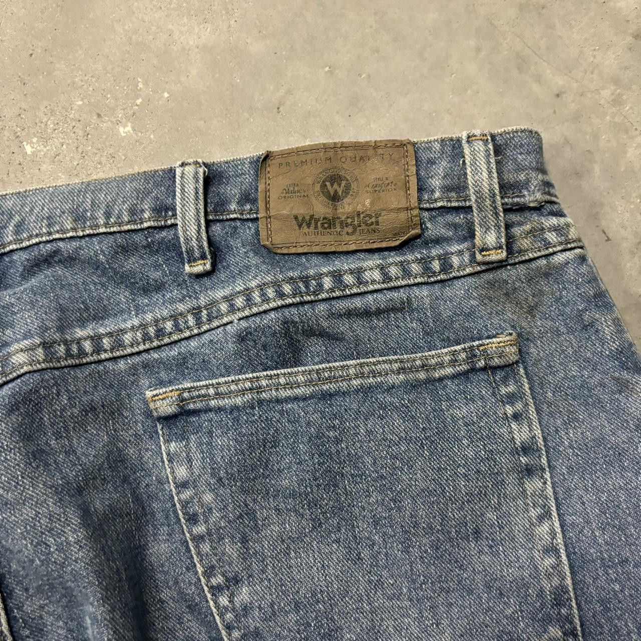 Japanese Brand × Vintage Crazy Vintage Y2K/2000s Baggy Medium wash Skater Denim Jeans! Size US 40 / EU 56 - 7 Thumbnail