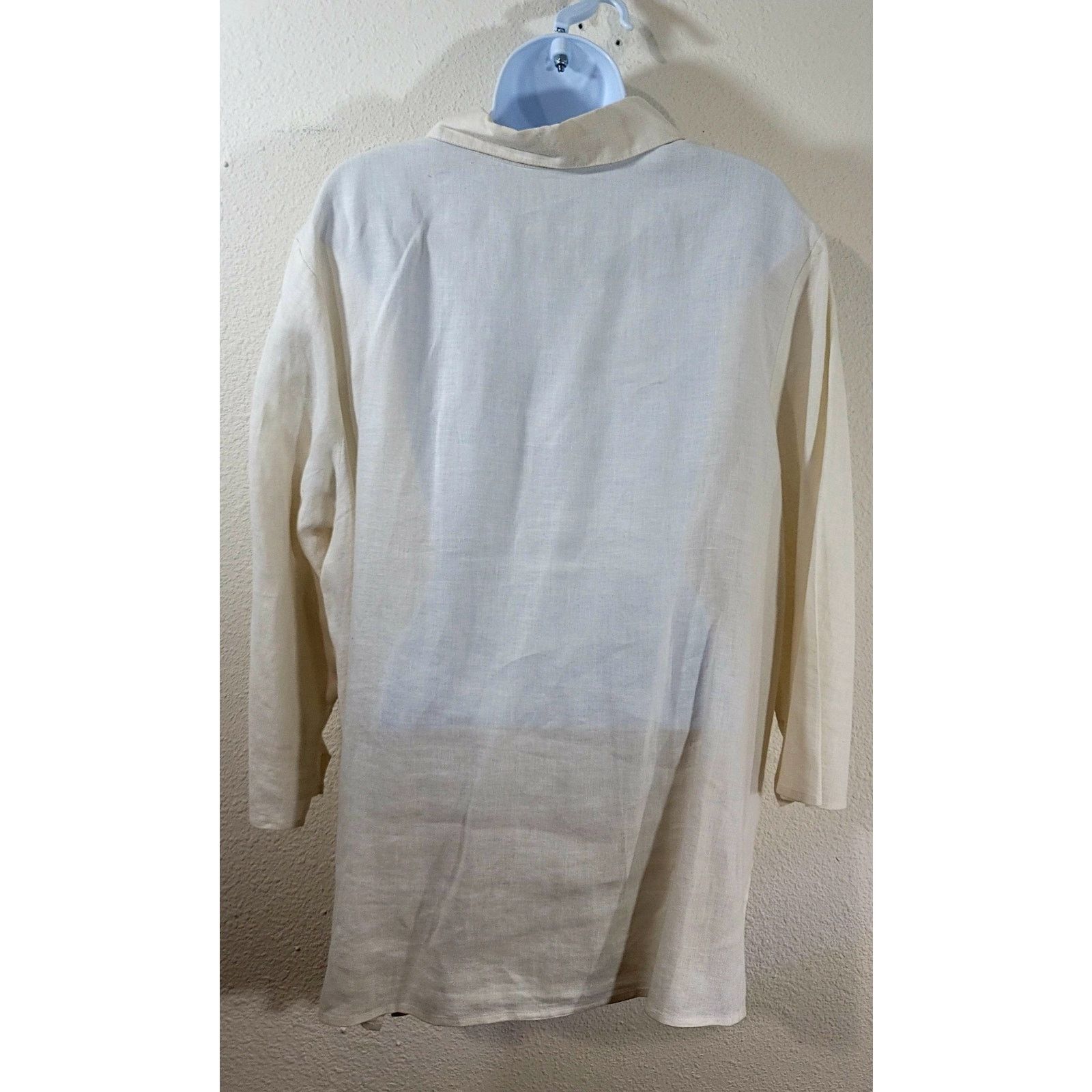 Other Sarah Spencer Woman Cream Floral Embroidered Sequin Top 22W Size 3XL / US 20-22 - 3 Thumbnail