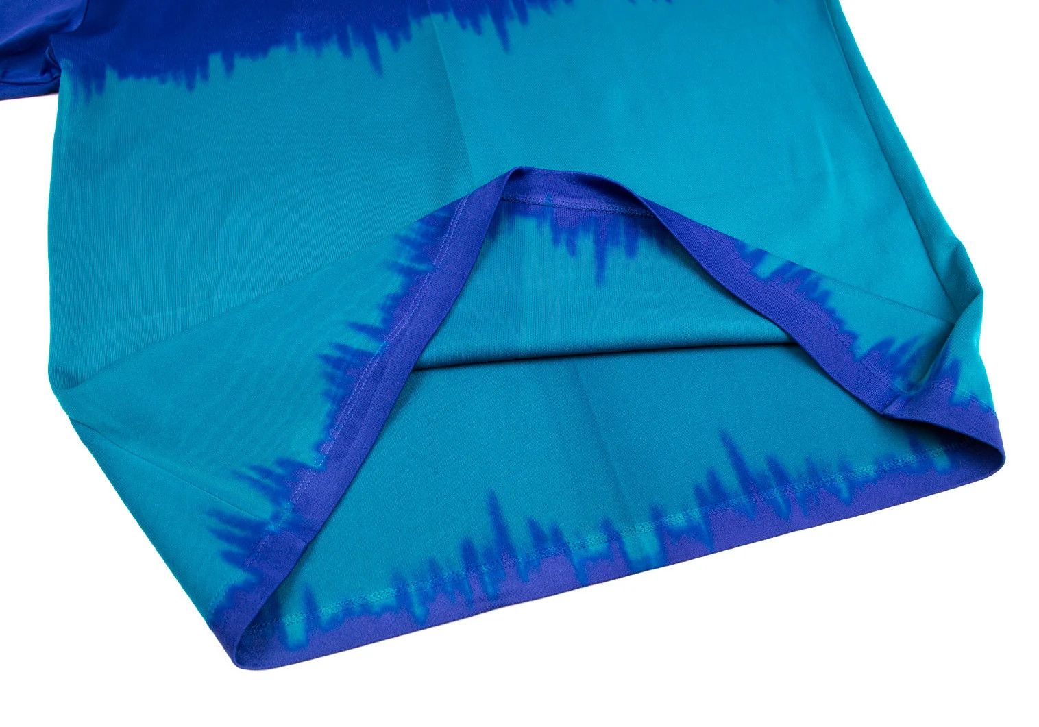 Issey Miyake Hand-Dyed Stretch T-Shirt in Blue Emerald Size US XL / EU 56 / 4 - 6 Thumbnail