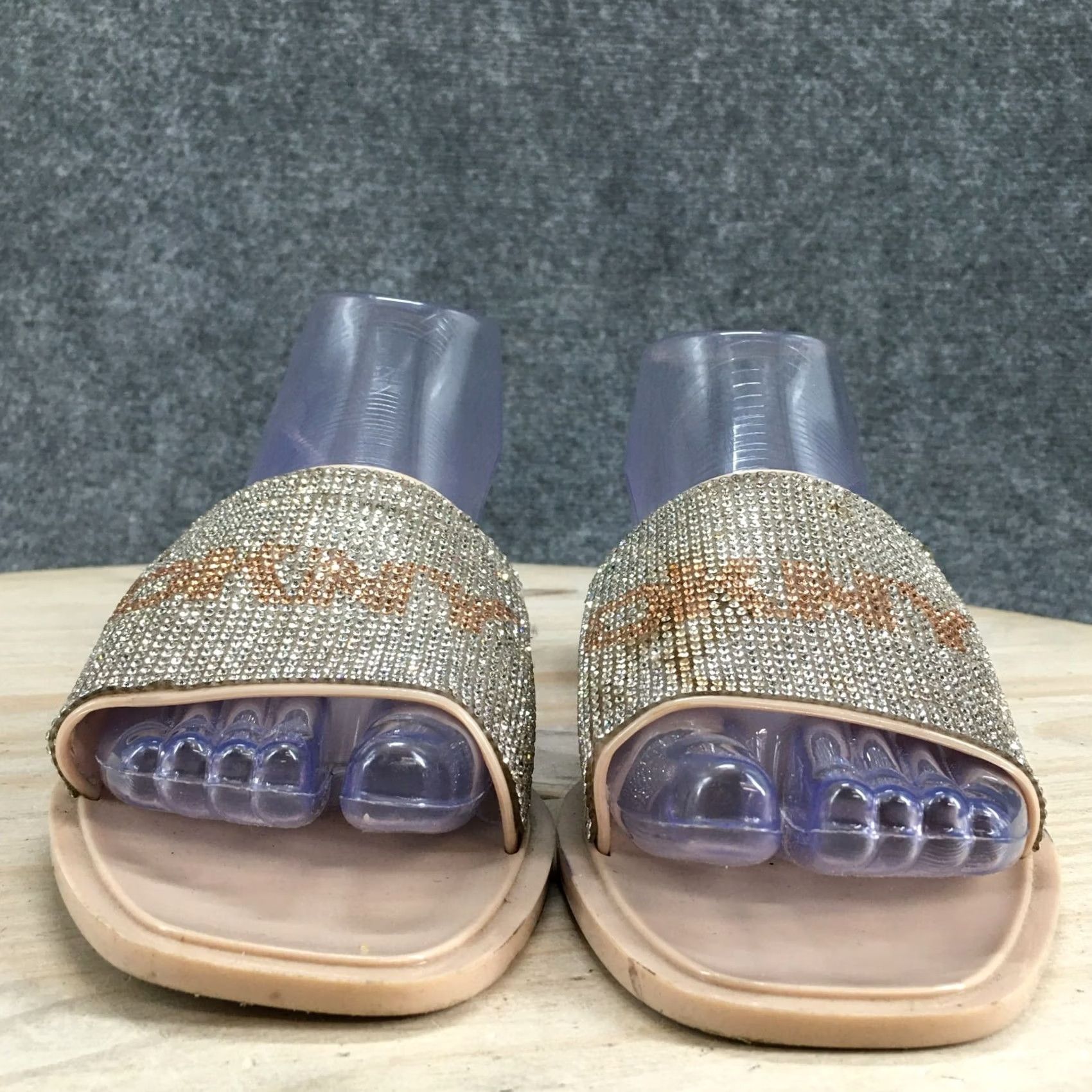 DKNY DKNY Sandals Womens 10 Silver Slides Flip Flop Slip On Casual Open Toe Flat Size US 10 / IT 40 - 4 Thumbnail