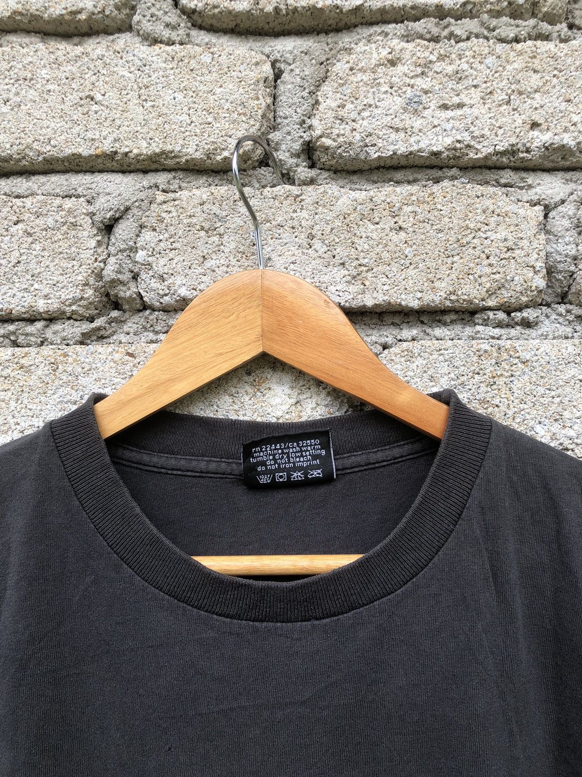 Quiksilver × Vintage Vintage Beauty Sunfaded 90s Quiksilver Big Logo Backhit Tee Size US L / EU 52-54 / 3 - 16 Thumbnail