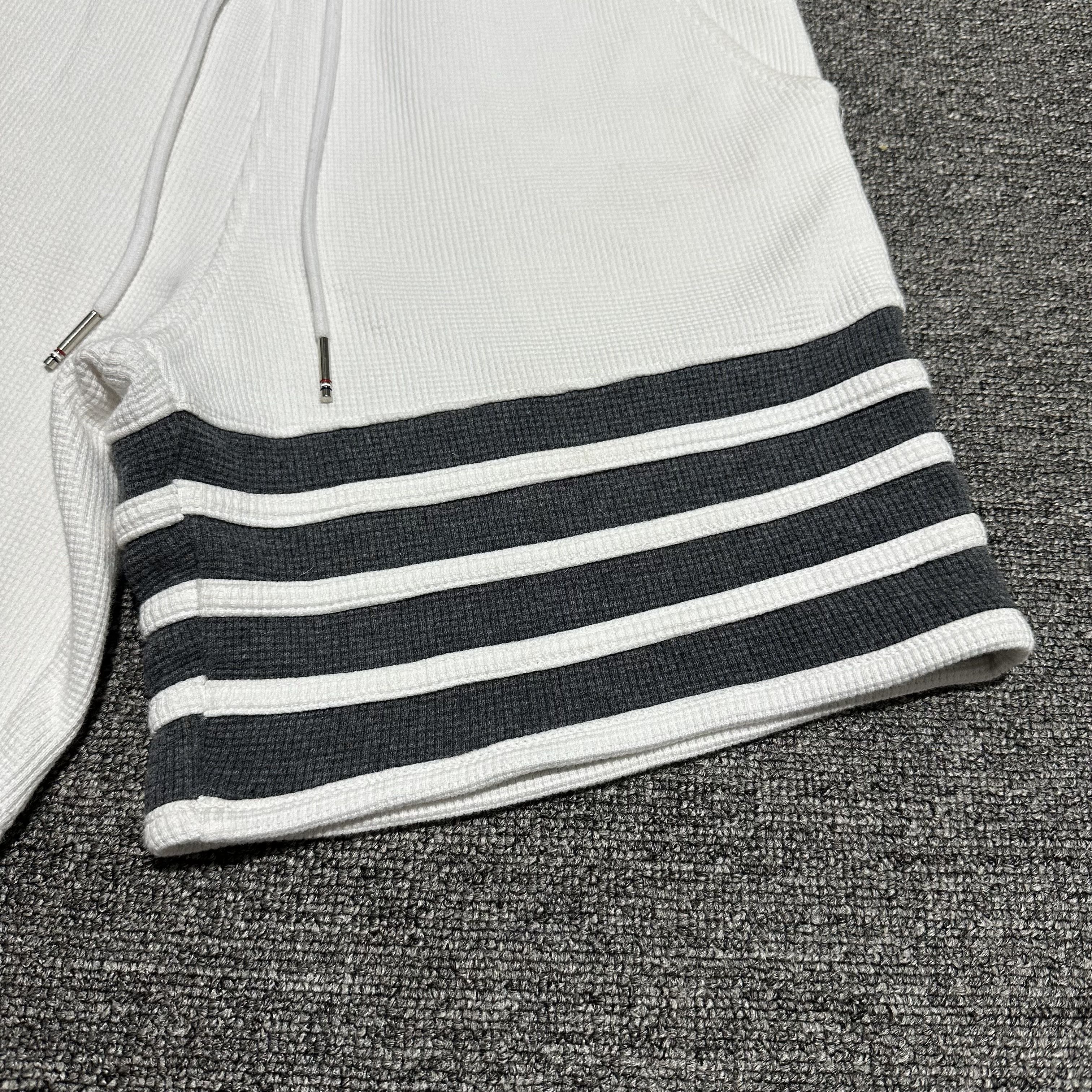 Thom Browne Vintage Thom Browne Shorts Size US 31 - 2 Thumbnail