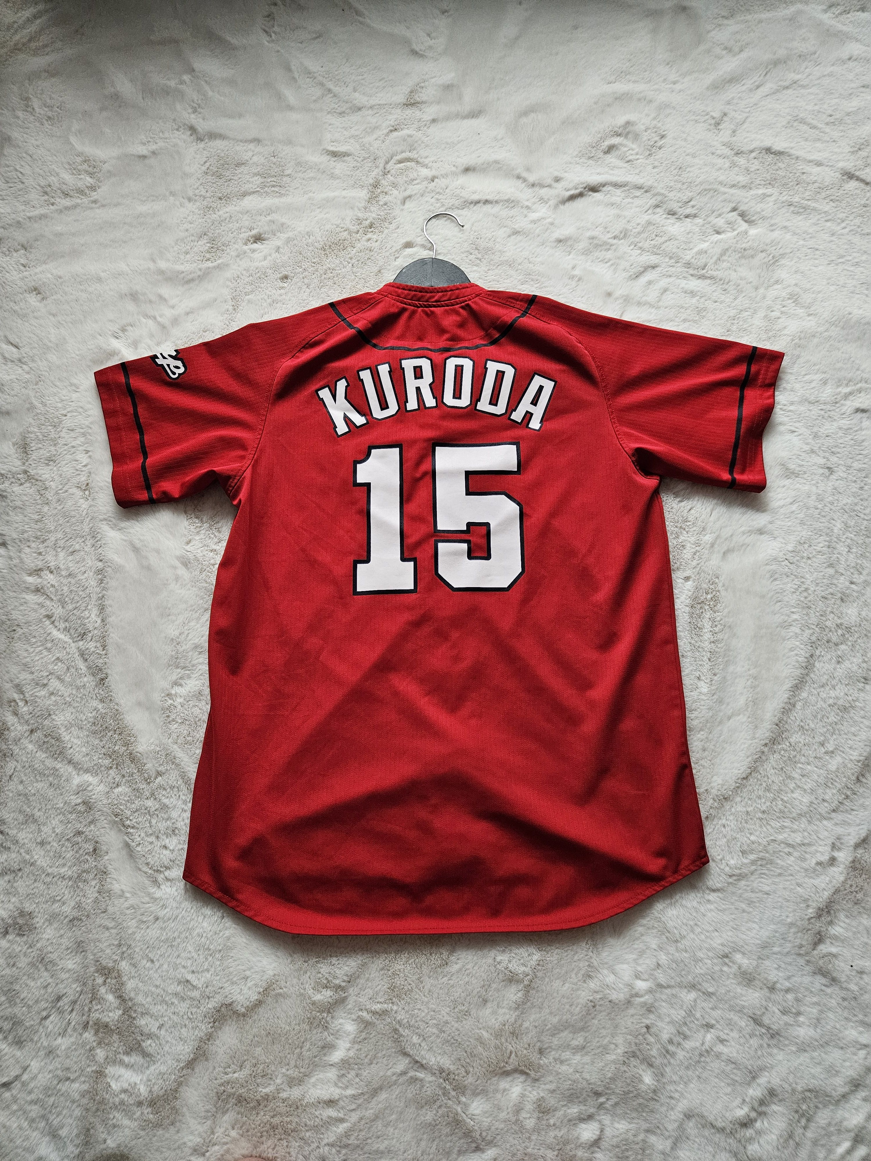 Other Hiroshima Toyo Carp Hiroki Kuroda #15 Away Jersey Size US XS / EU 42 / 0 - 2 Thumbnail