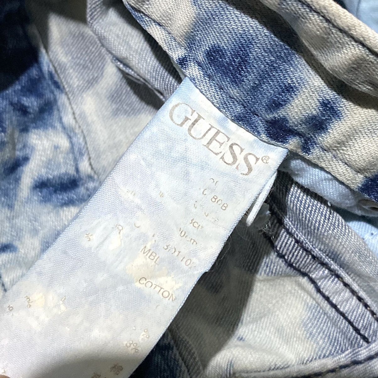Japanese Brand 🔥SALE🔥 Guess acid washed jeans Size US 32 / EU 48 - 8 Thumbnail