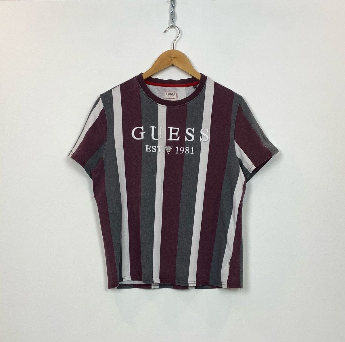 Guess Guess Short Sleeve Regular Fit Striped T-Shirt Men’s Size S Size US S / EU 44-46 / 1 - 1 Thumbnail