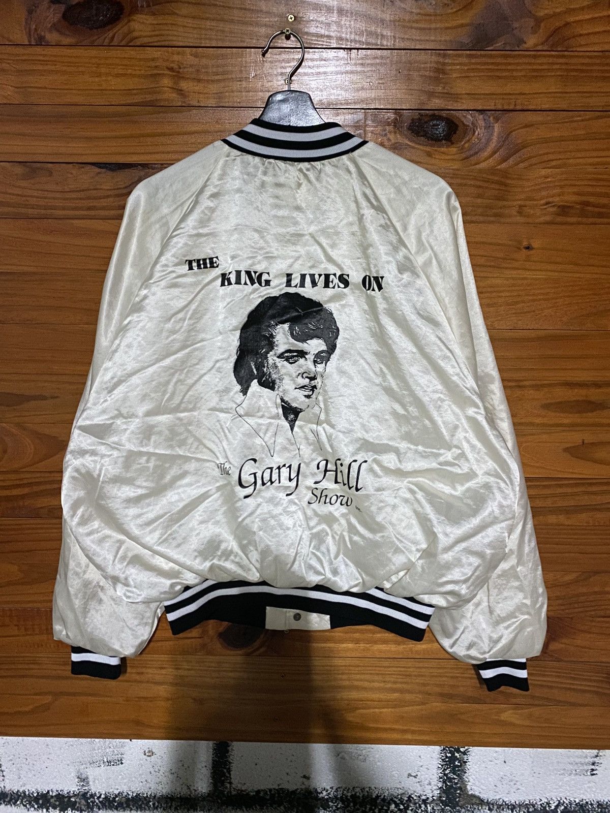 Vintage Vintage 70s King Louie “The King Lives On – Gary Hill Show” Size US XL / EU 56 / 4 - 3 Thumbnail