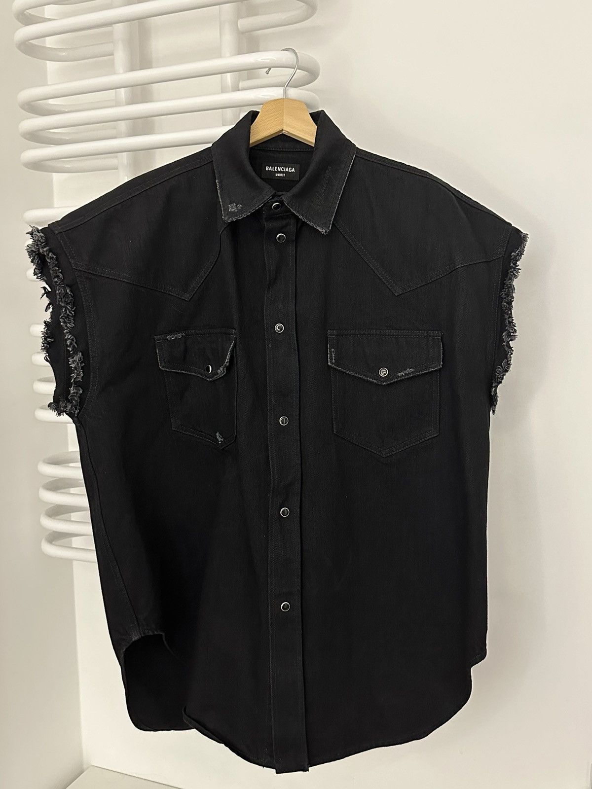 Balenciaga BB Denim Vest Size US XS / EU 42 / 0 - 1 Thumbnail