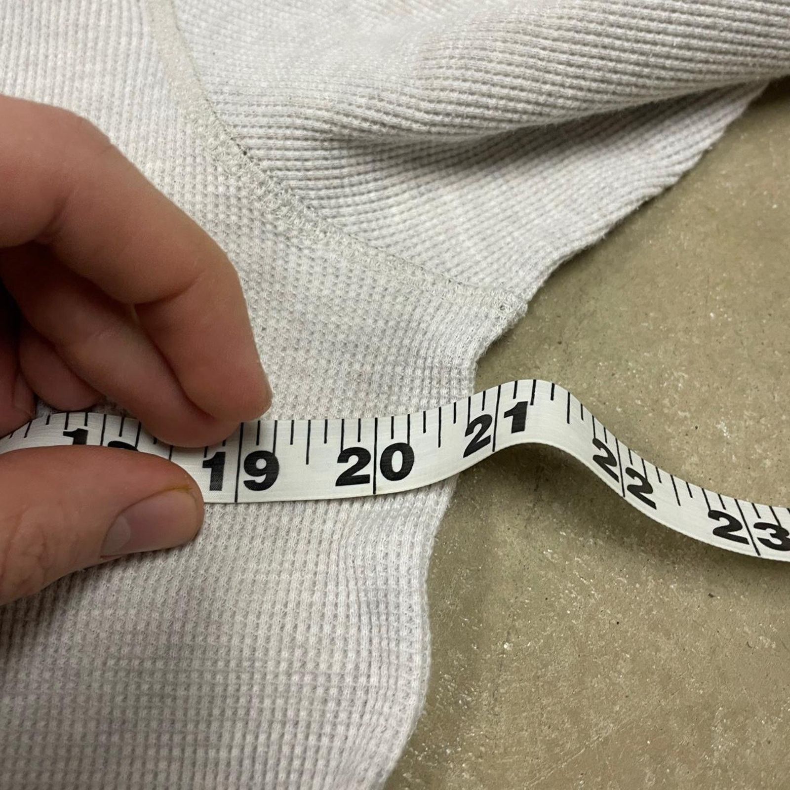 & Other Stories White gray long sleeve waffle knit thermal shirt size XL Size US XL / EU 56 / 4 - 3 Thumbnail