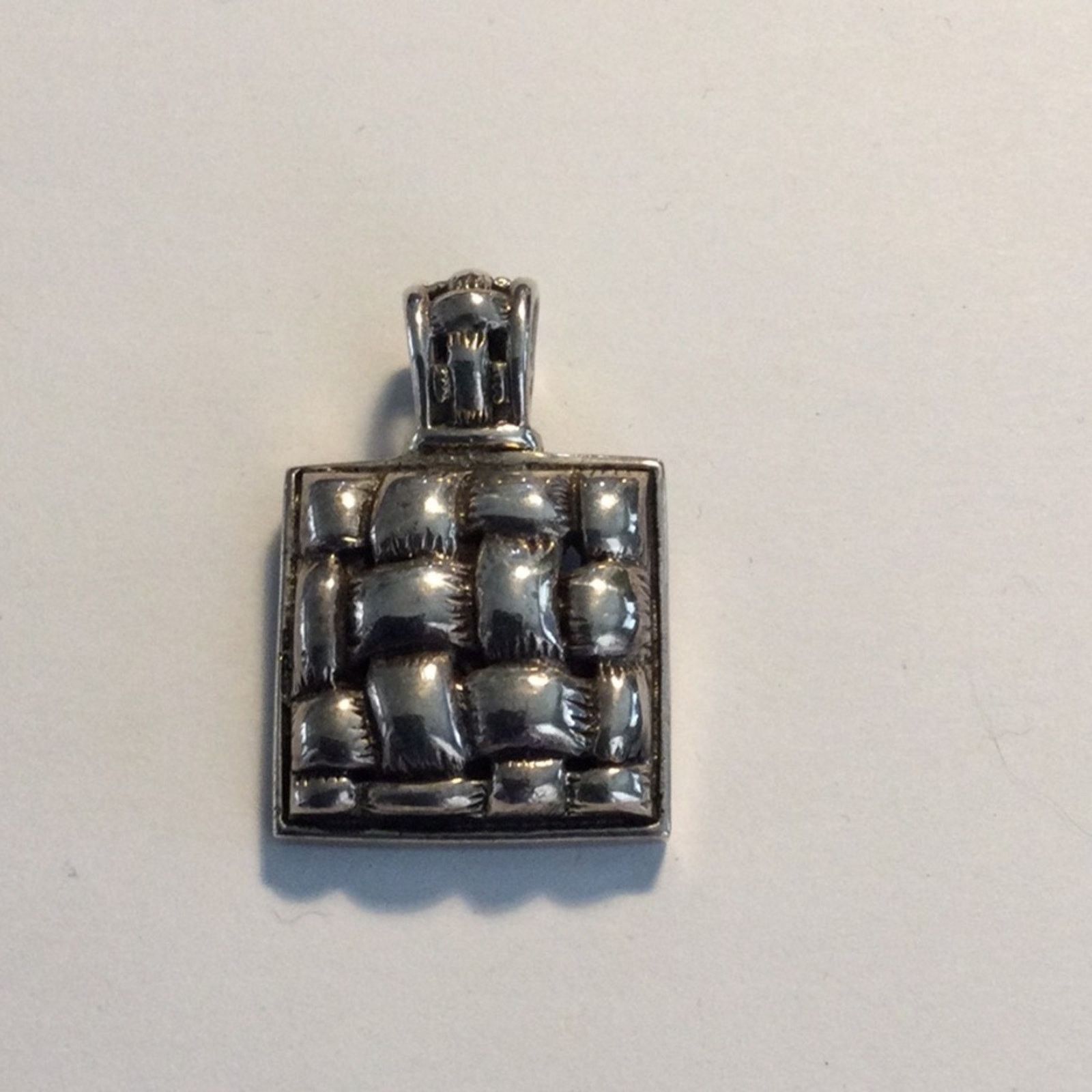Other Silver Tone Vintage 80's Basket Weave Pendant Size ONE SIZE - 1 Thumbnail
