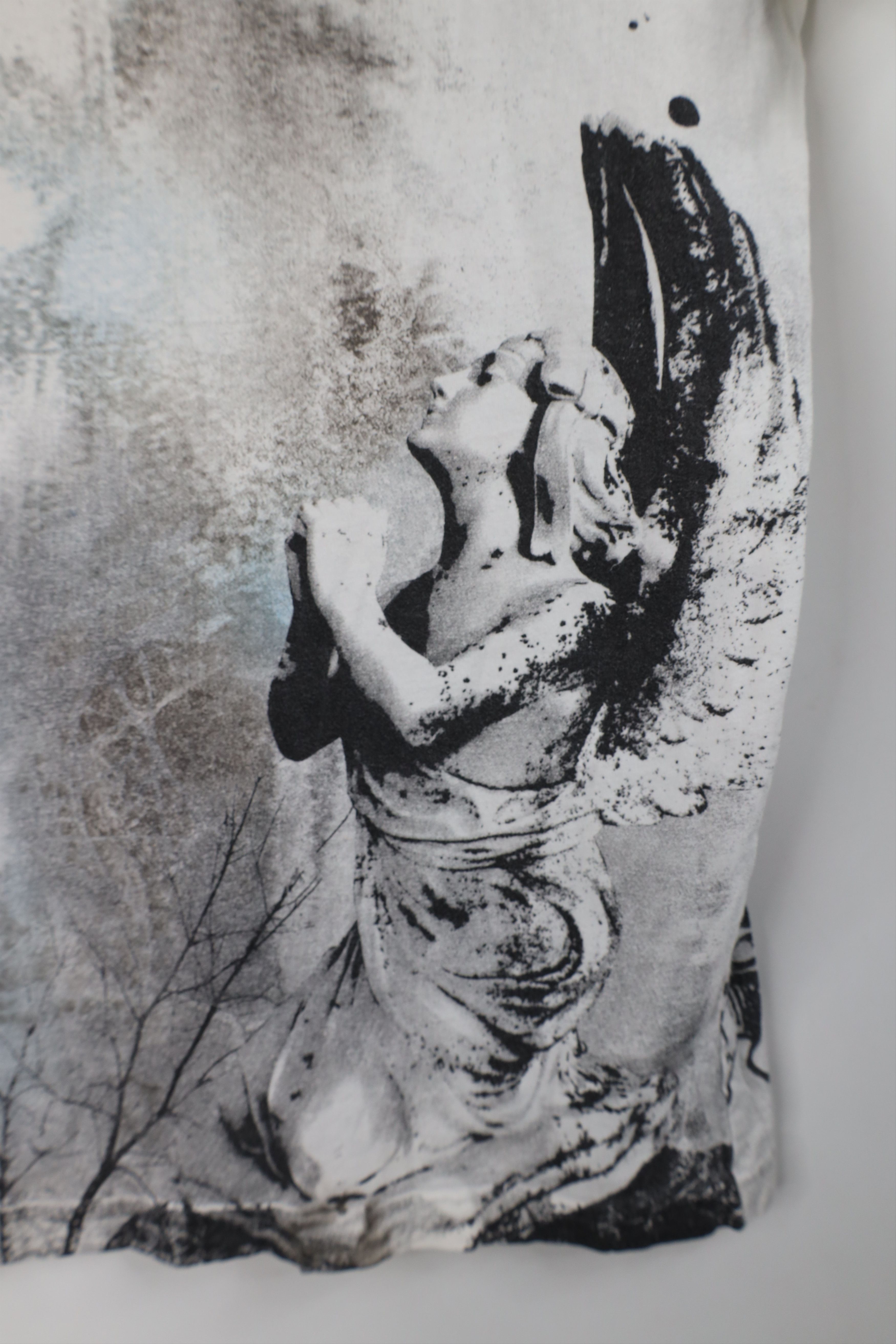 Vintage Vintage Y2K Streetwear Rose Flower Acid Wash UFC MMA T-Shirt Size US M / EU 48-50 / 2 - 9 Thumbnail