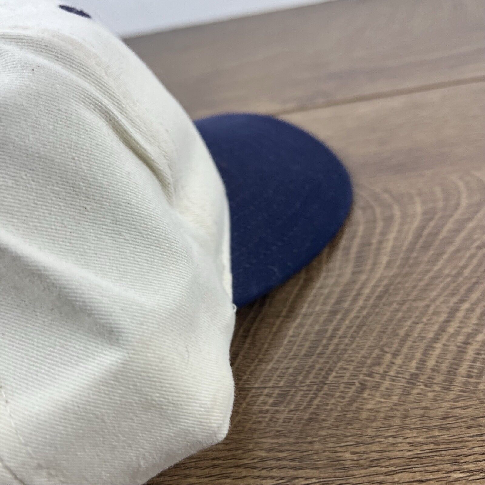 Other Knobbe Livestock Sales Hat HK White Cap Hat Adjustable Hat W Size ONE SIZE - 11 Thumbnail