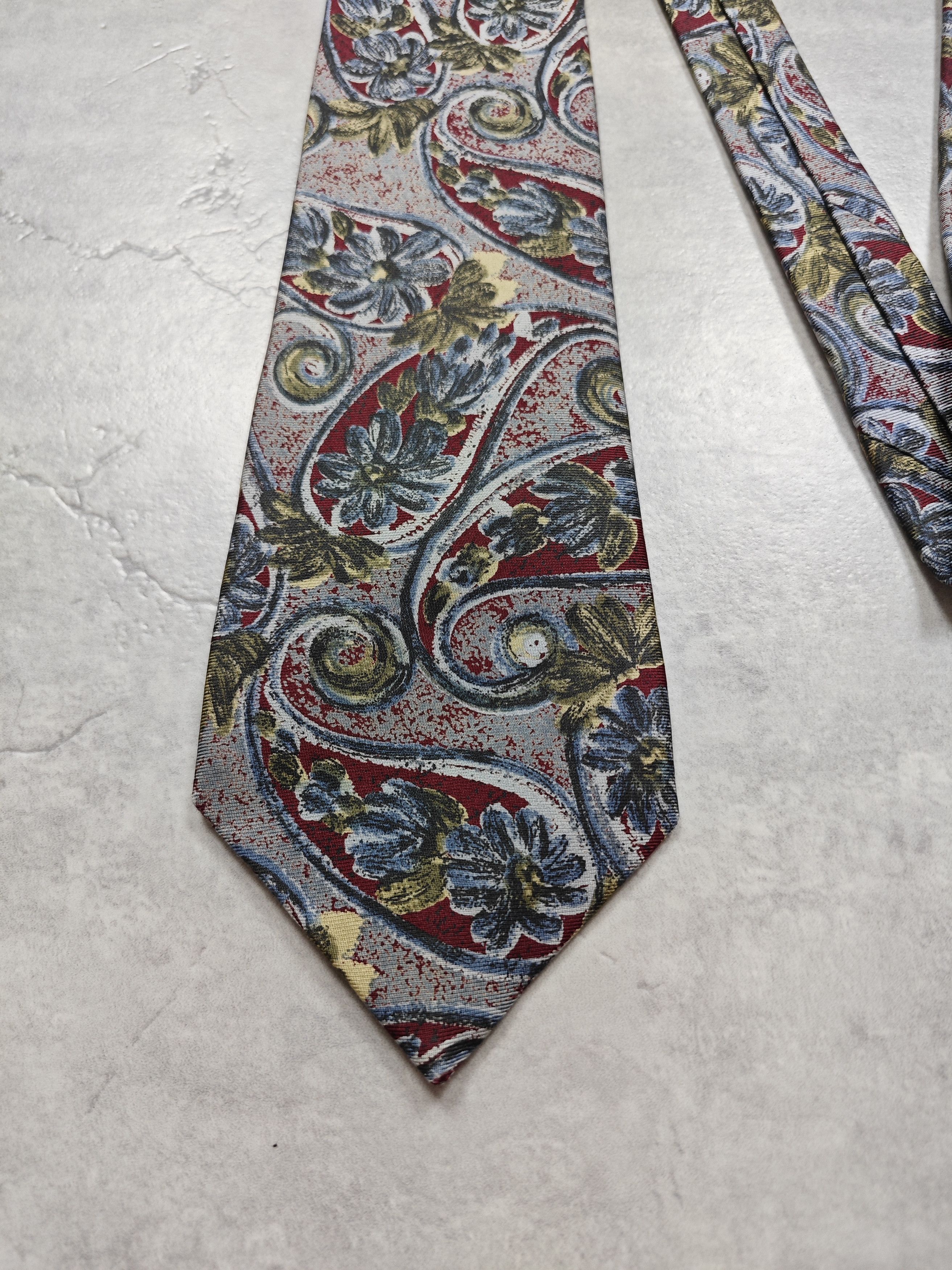 Yves Saint Laurent Yves Saint Laurent Vintage Silk Tie Size ONE SIZE - 2 Thumbnail